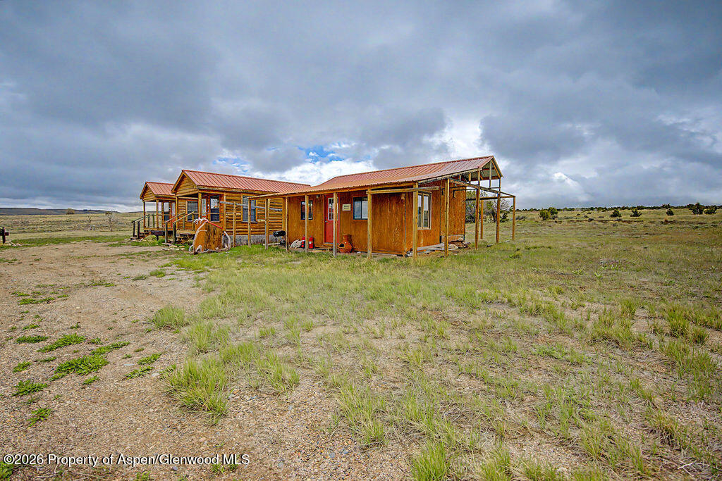 17 W County Road 85 Property Photo 14