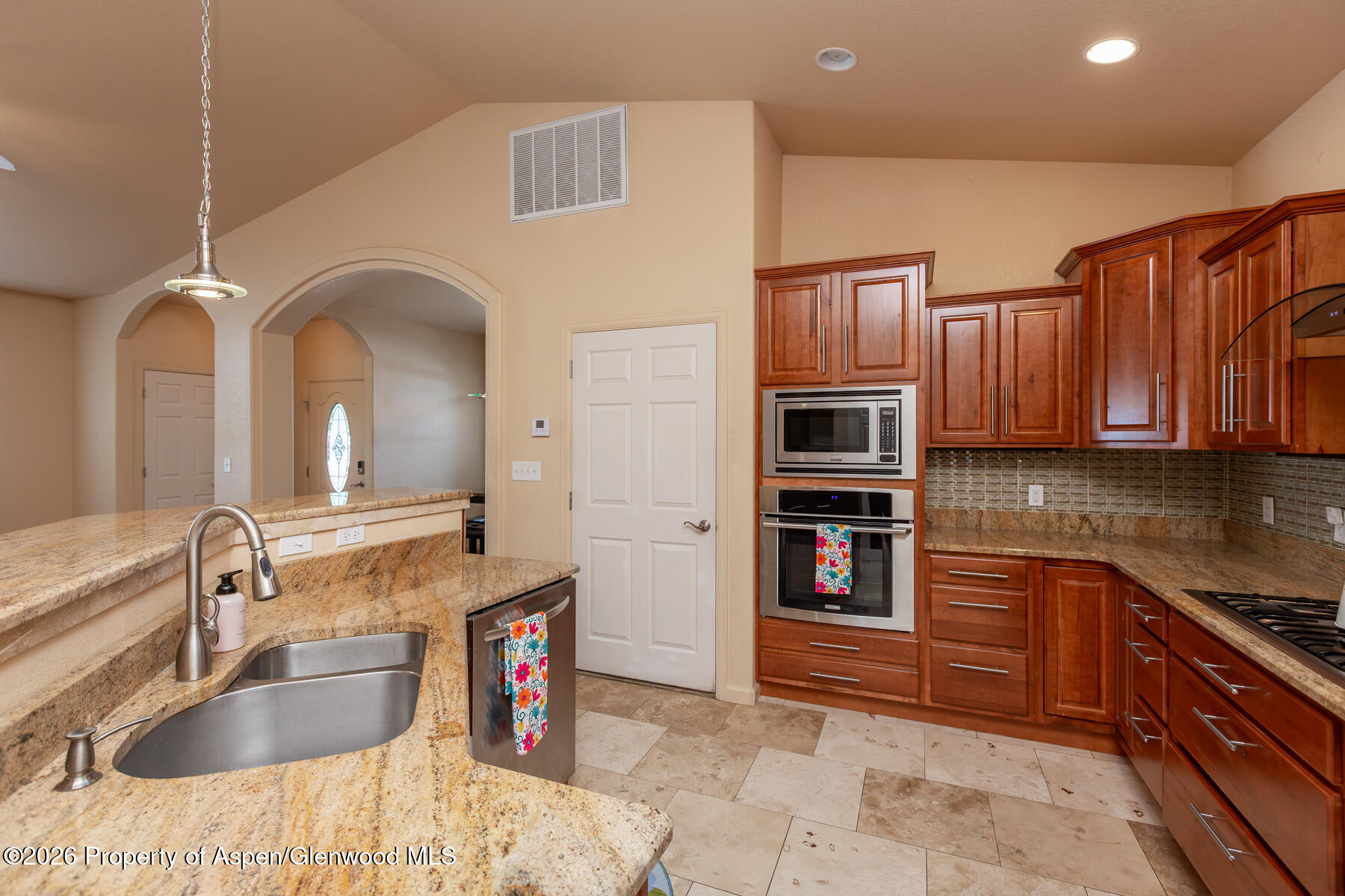 614 Silver Mountain Drive Property Photo 18