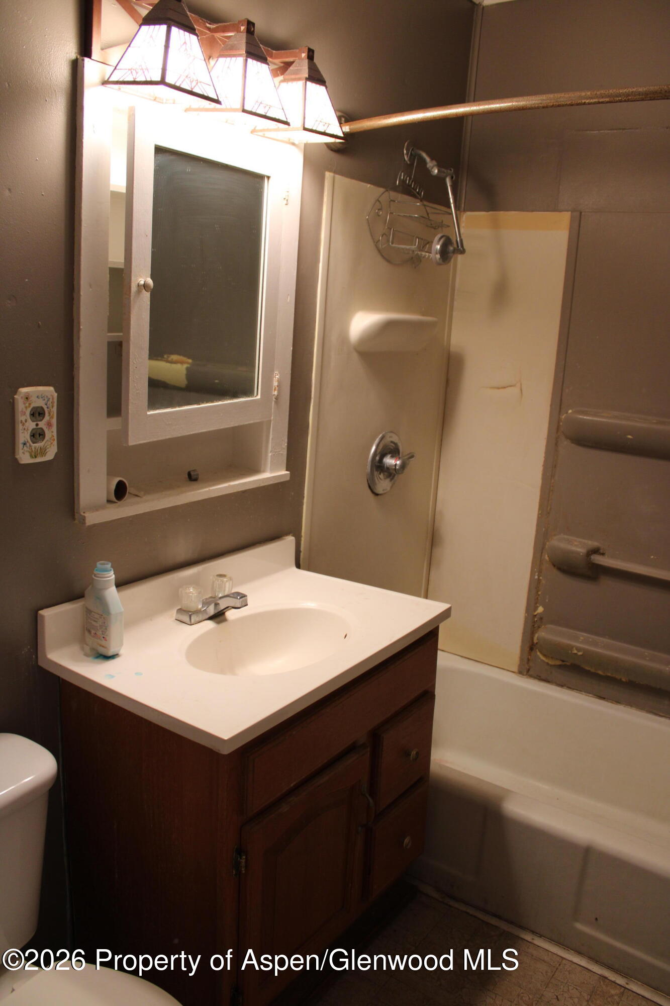 302 W Main Street Property Photo 7