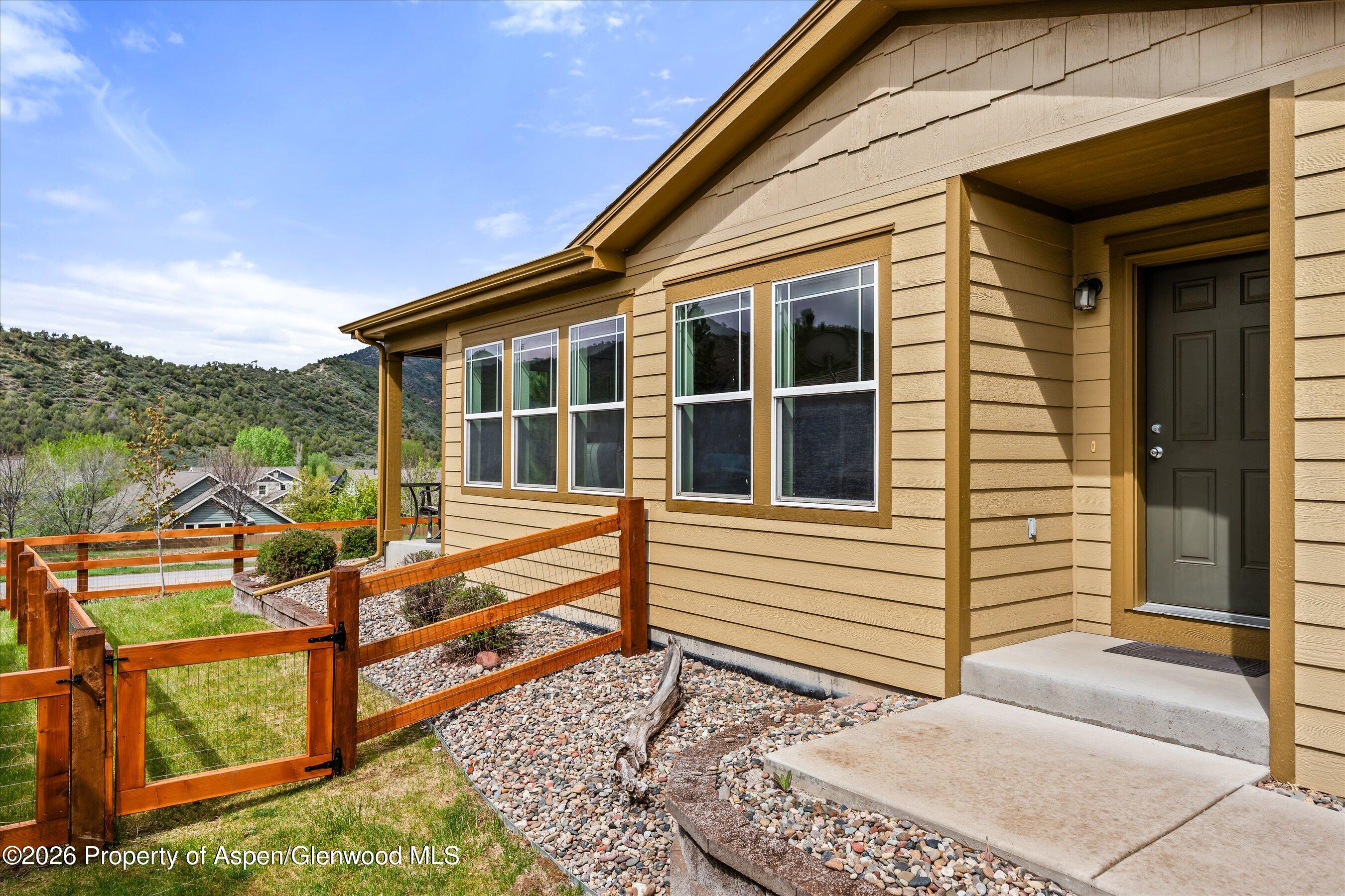 51 Redstone Drive Property Photo 4