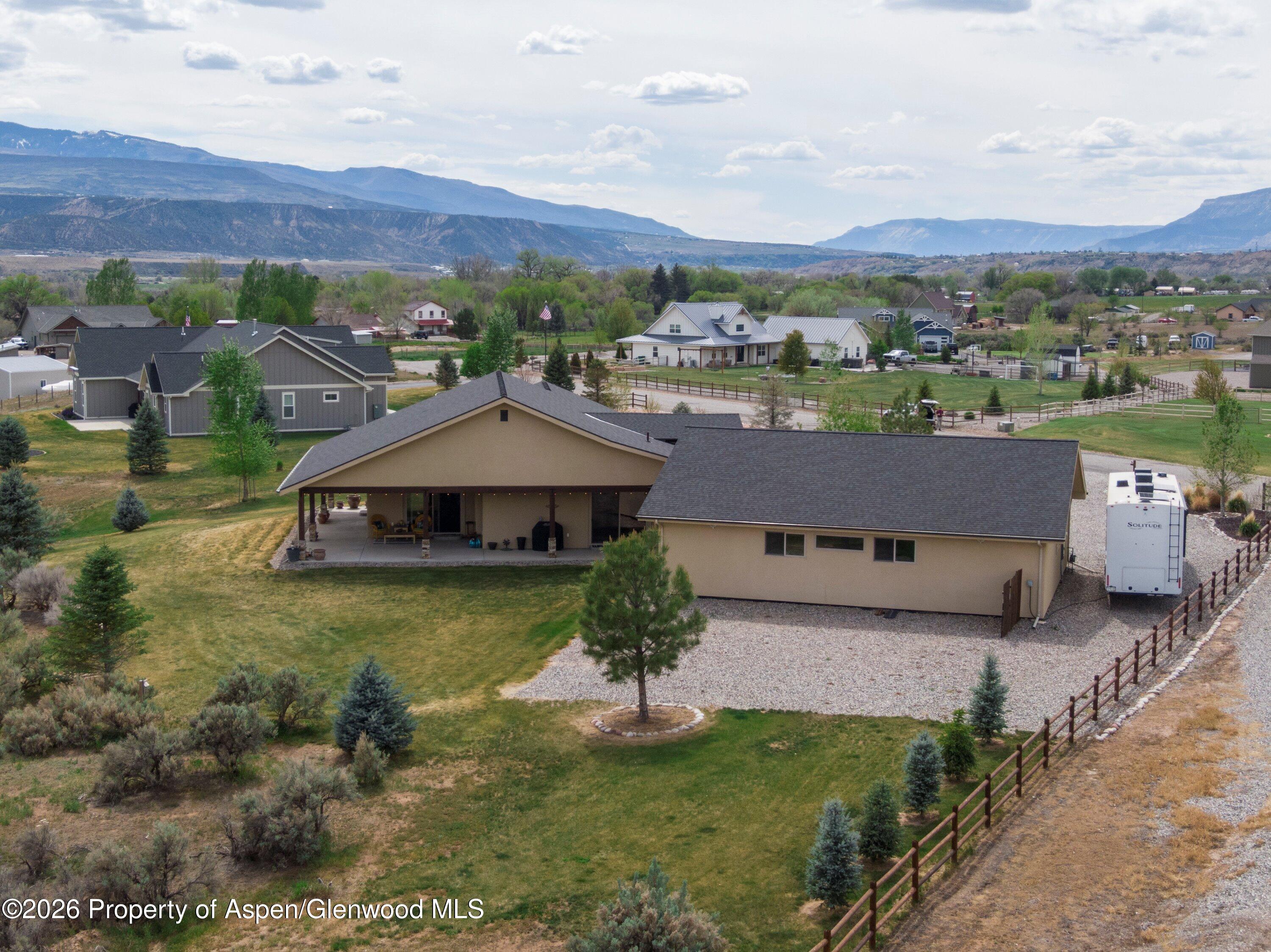 265 S Meadow Drive Property Photo 10
