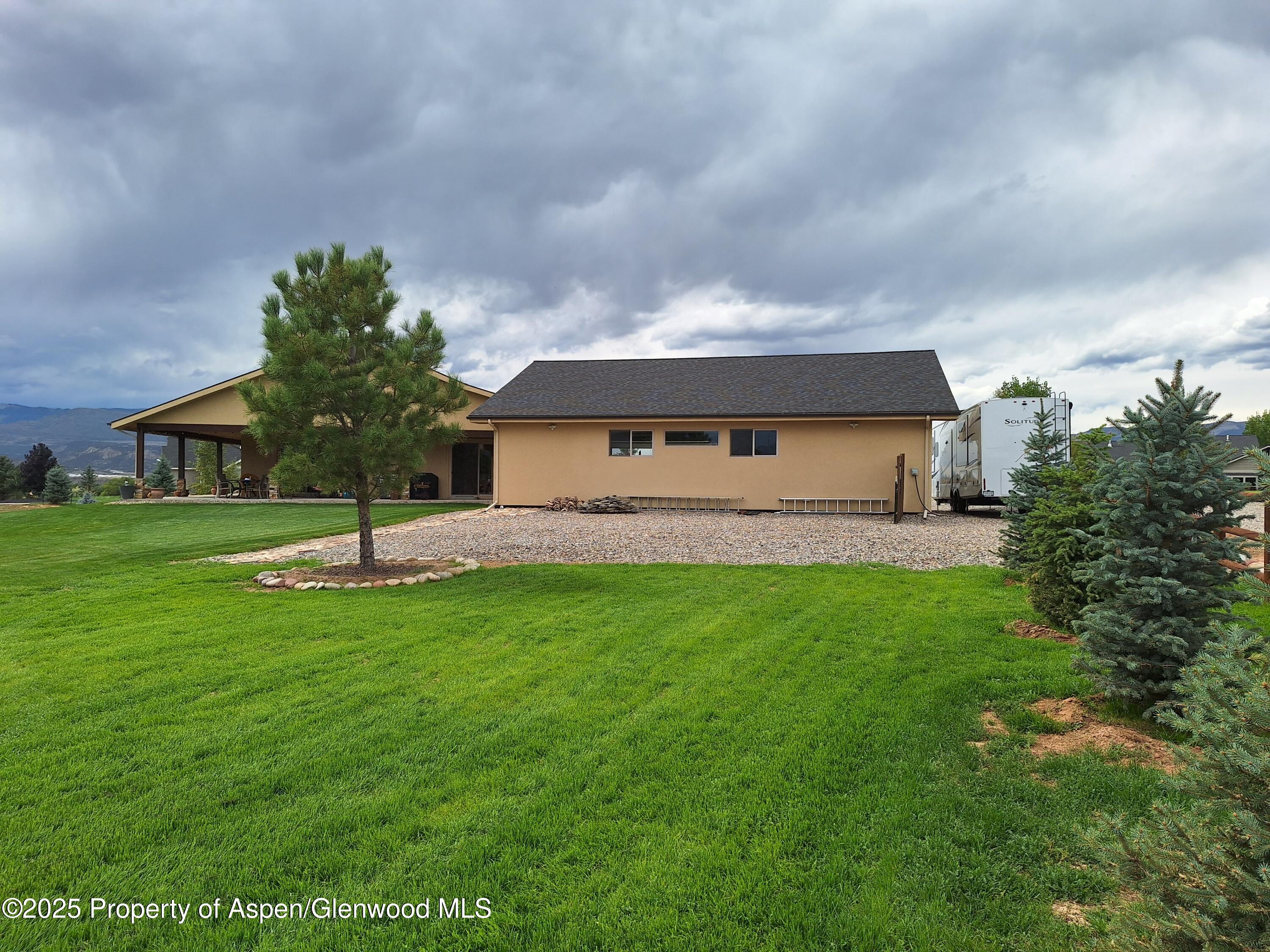 265 S Meadow Drive Property Photo 12