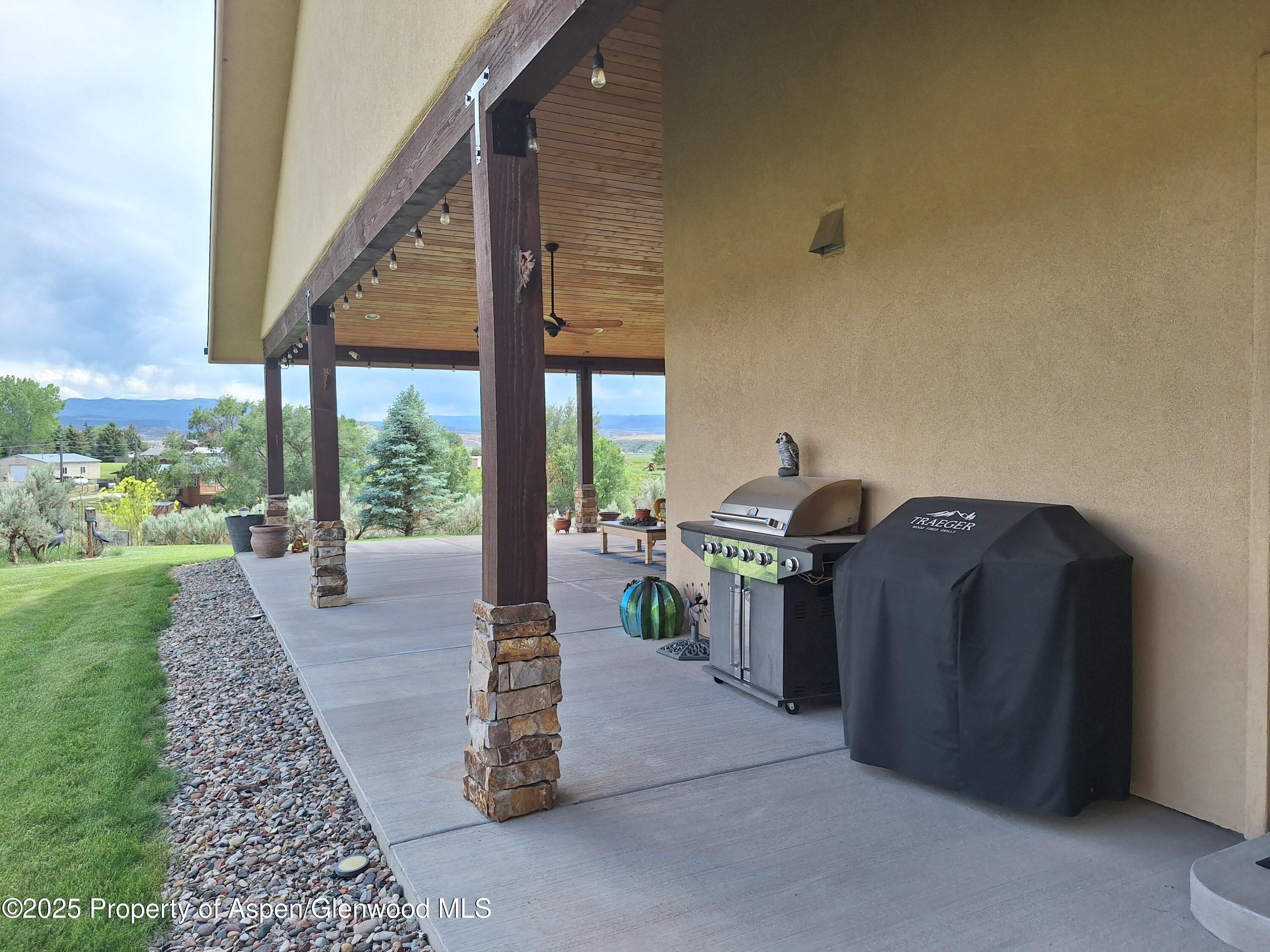 265 S Meadow Drive Property Photo 18