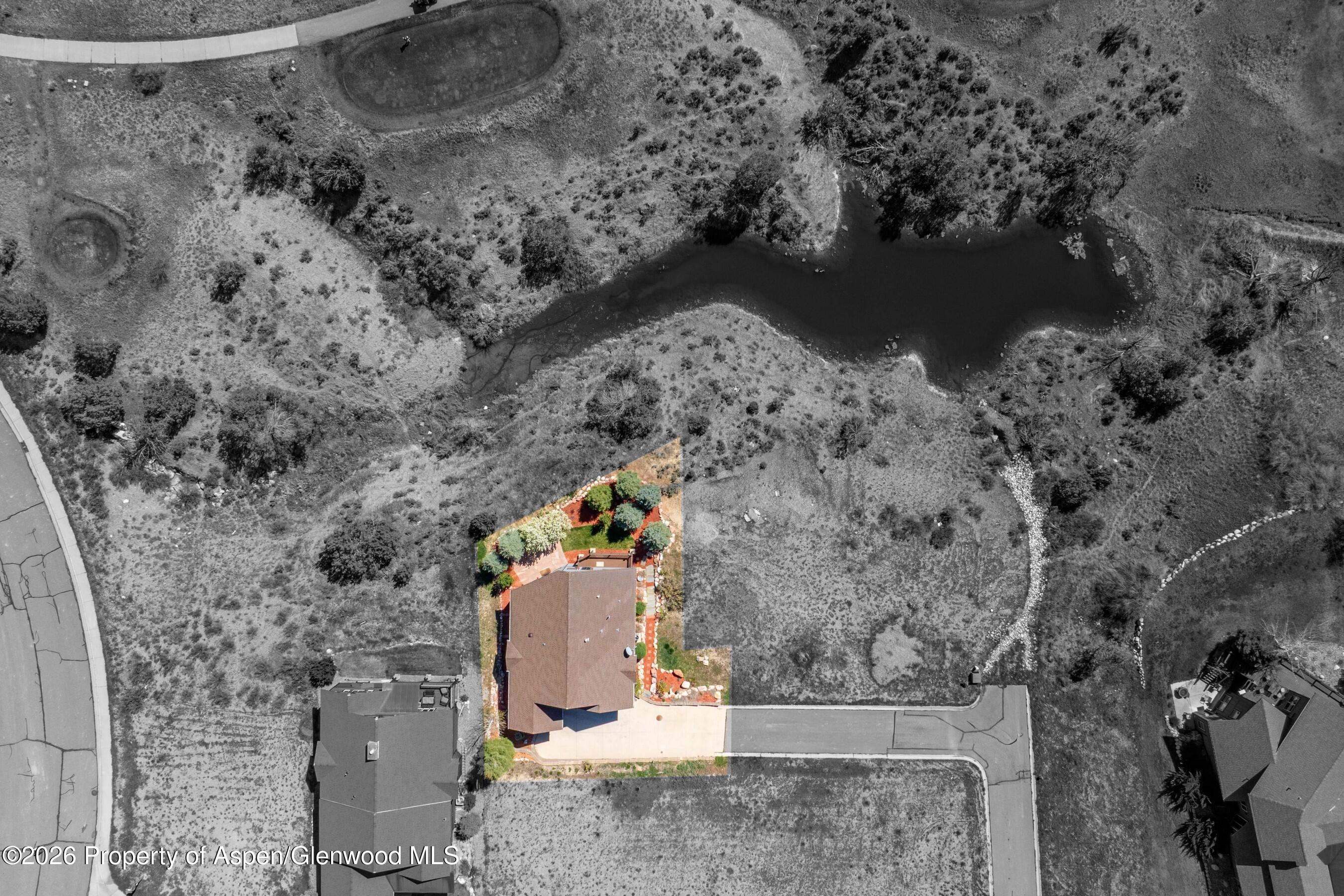 28 Broken Wing Drive Property Photo 34