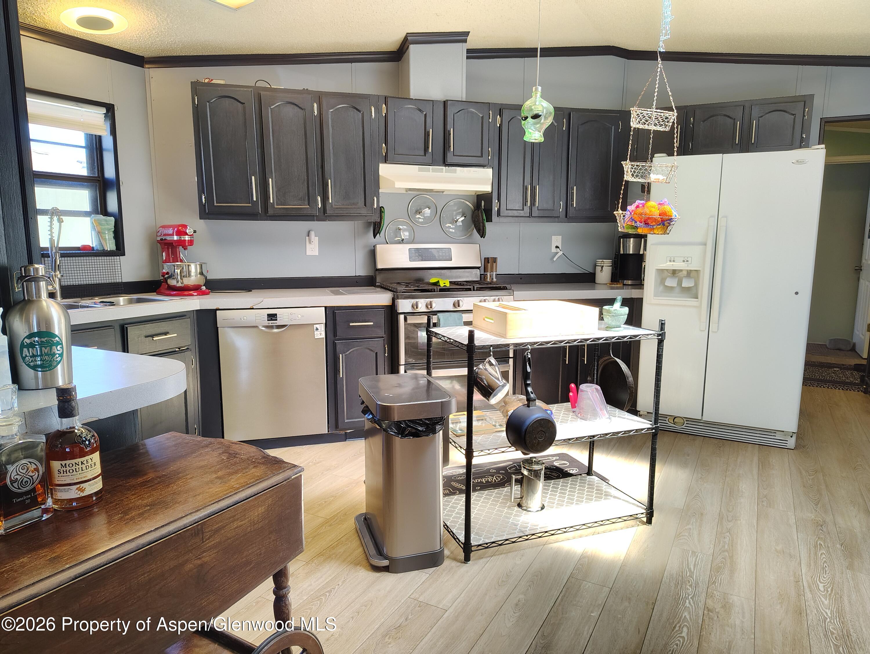 200 W 20th Street #a43 Property Photo 8