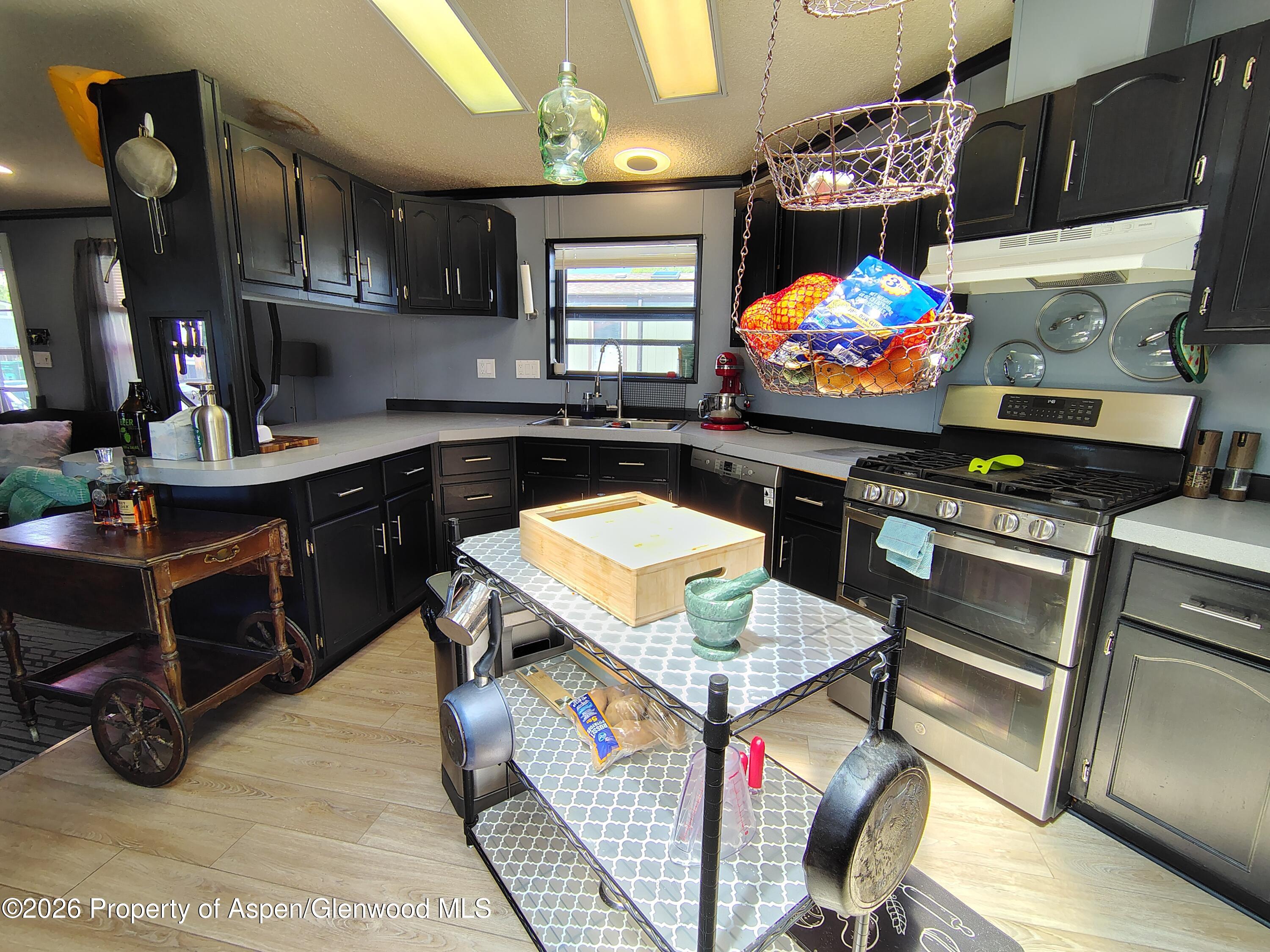 200 W 20th Street #a43 Property Photo 9