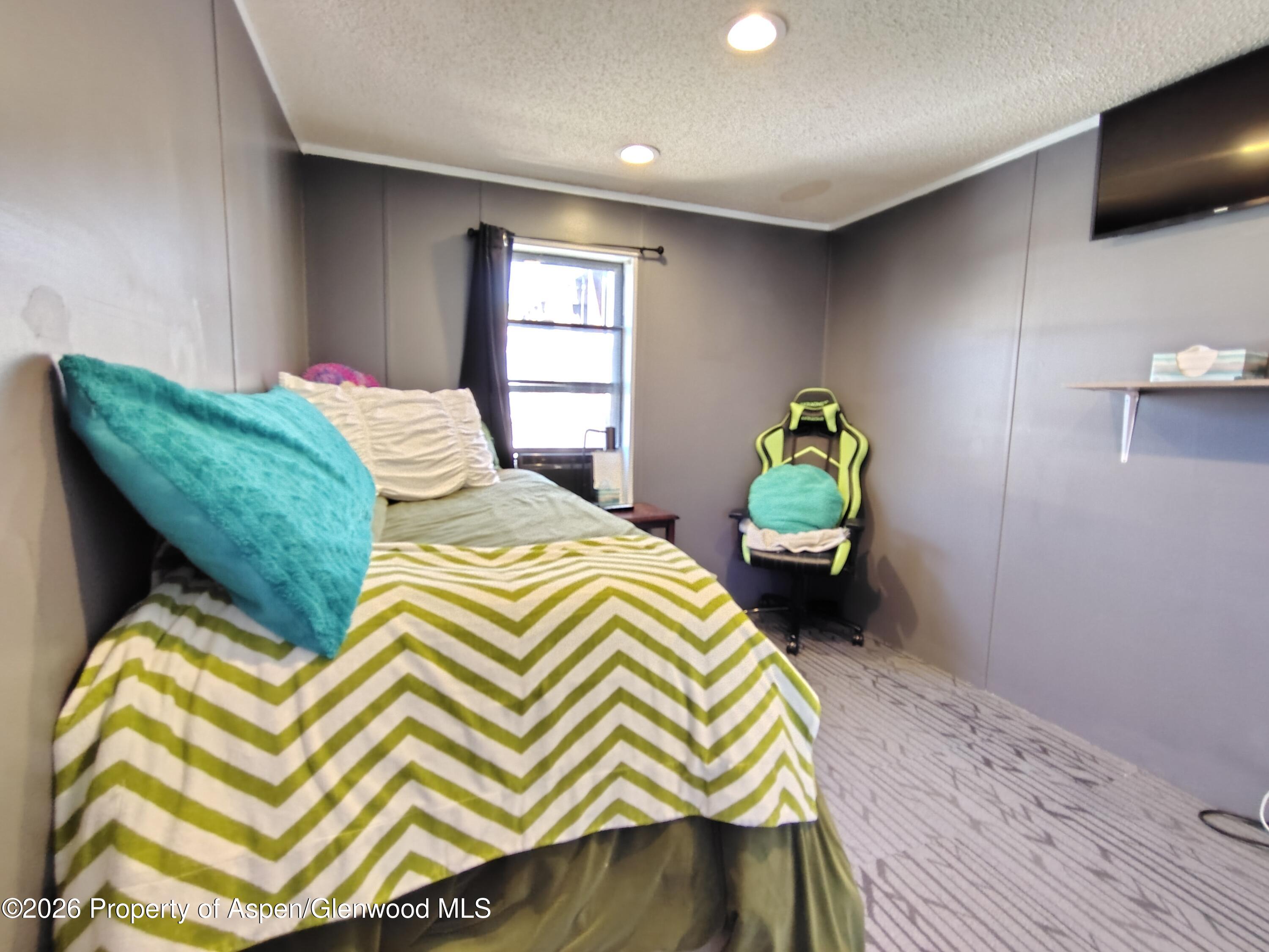200 W 20th Street #a43 Property Photo 20
