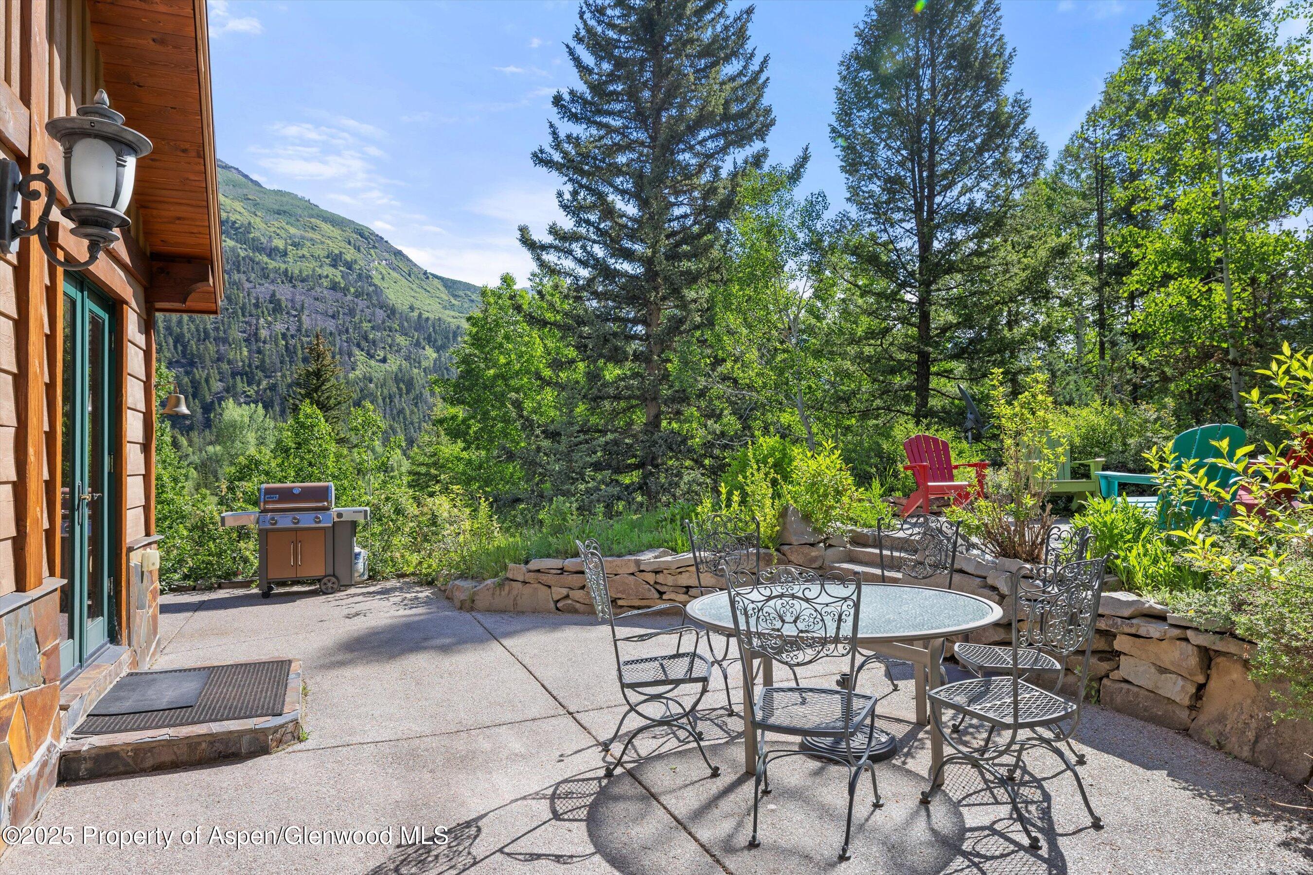 117 Deer Lane Property Photo 6