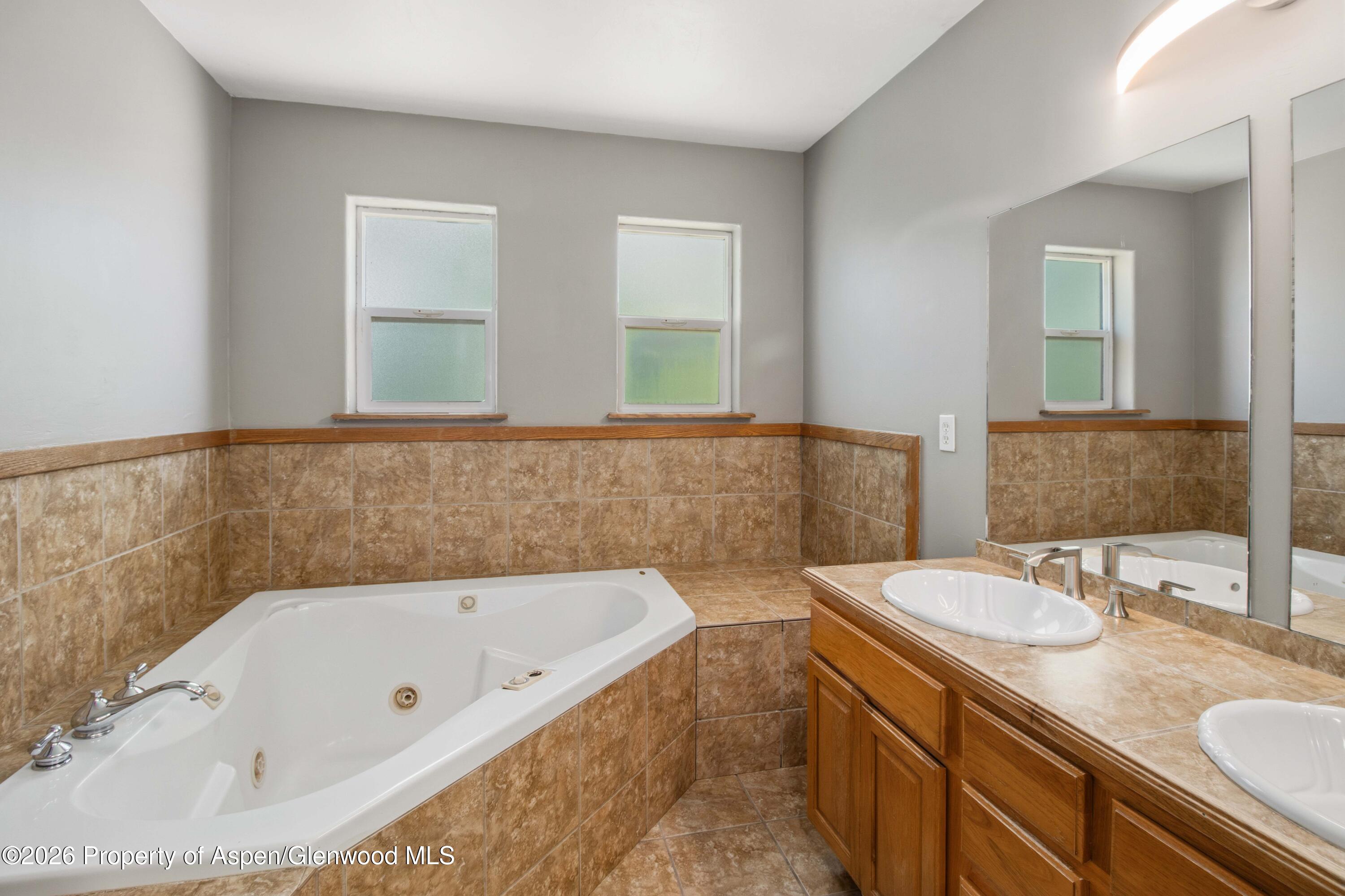 353 W Orchard Avenue Property Photo 18