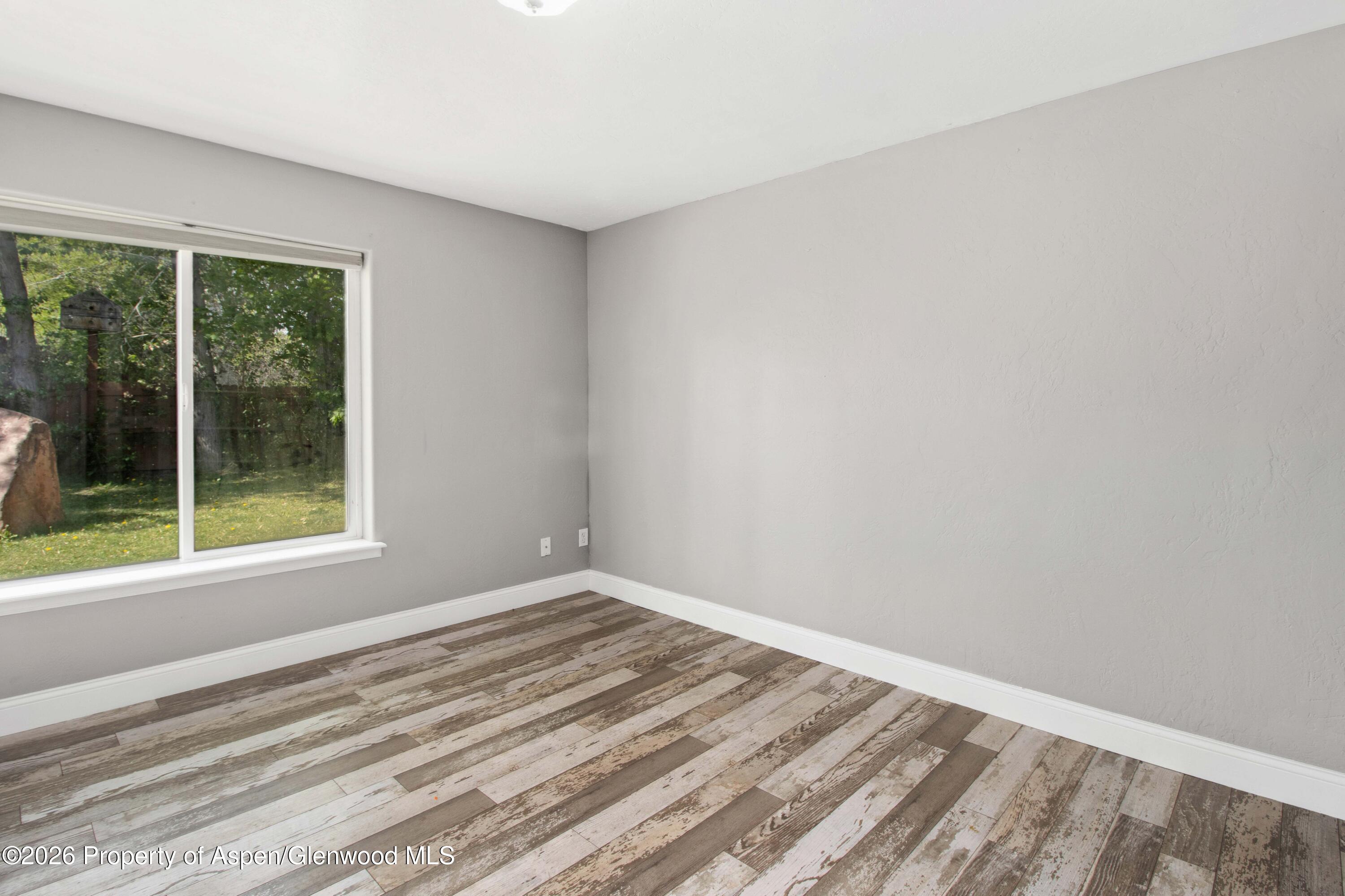 353 W Orchard Avenue Property Photo 20