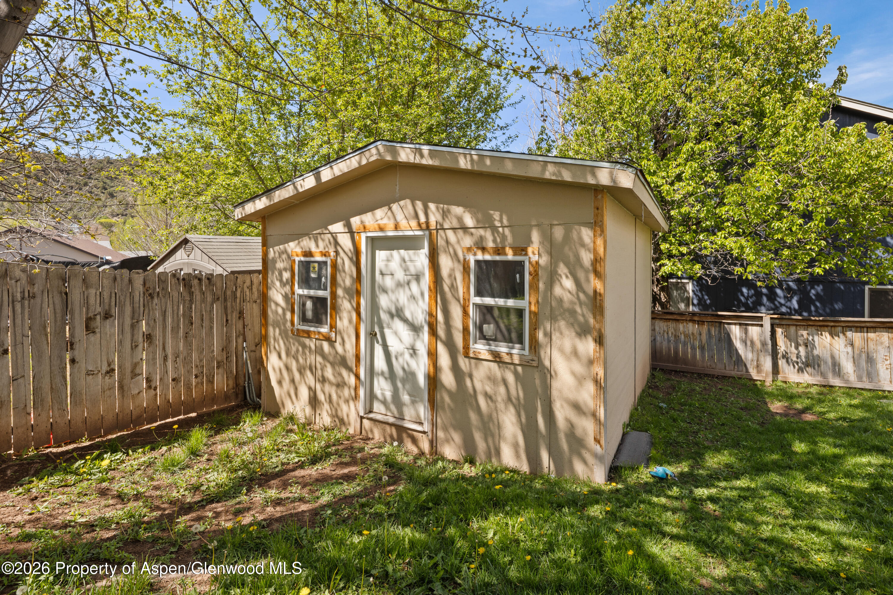 164 Current Drive Property Photo 32