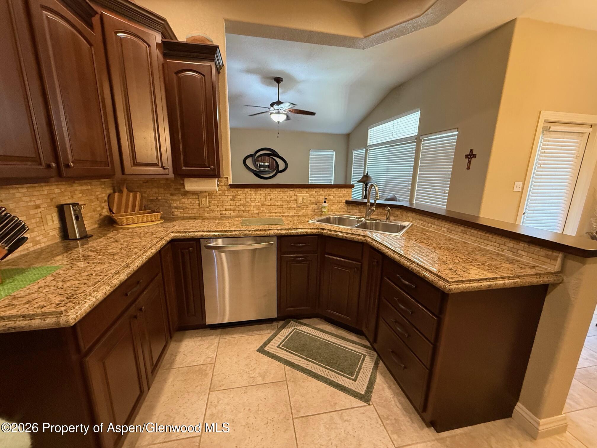 54 Limberpine Circle Property Photo 7