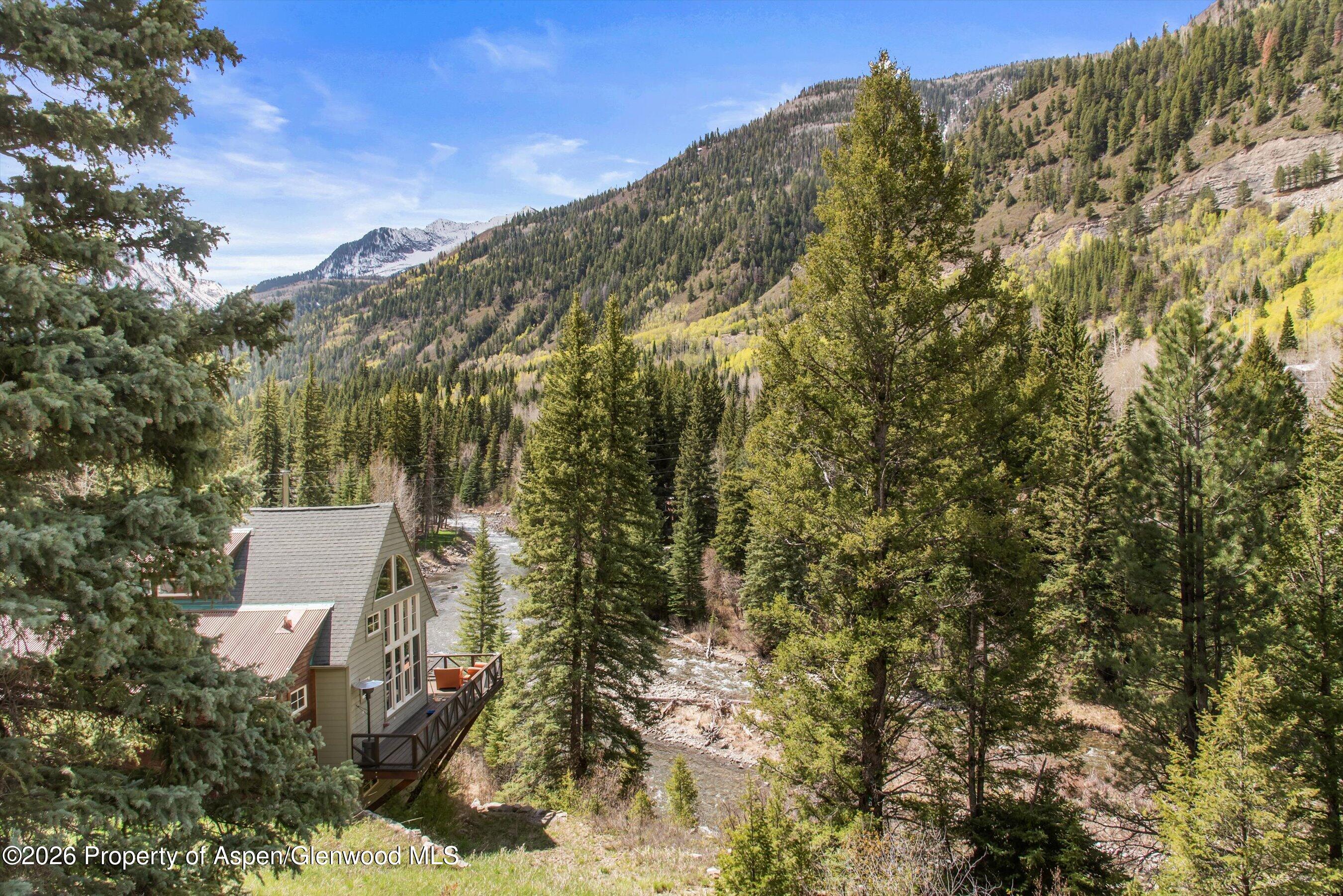 1207 Evergreen Lane Property Photo 17