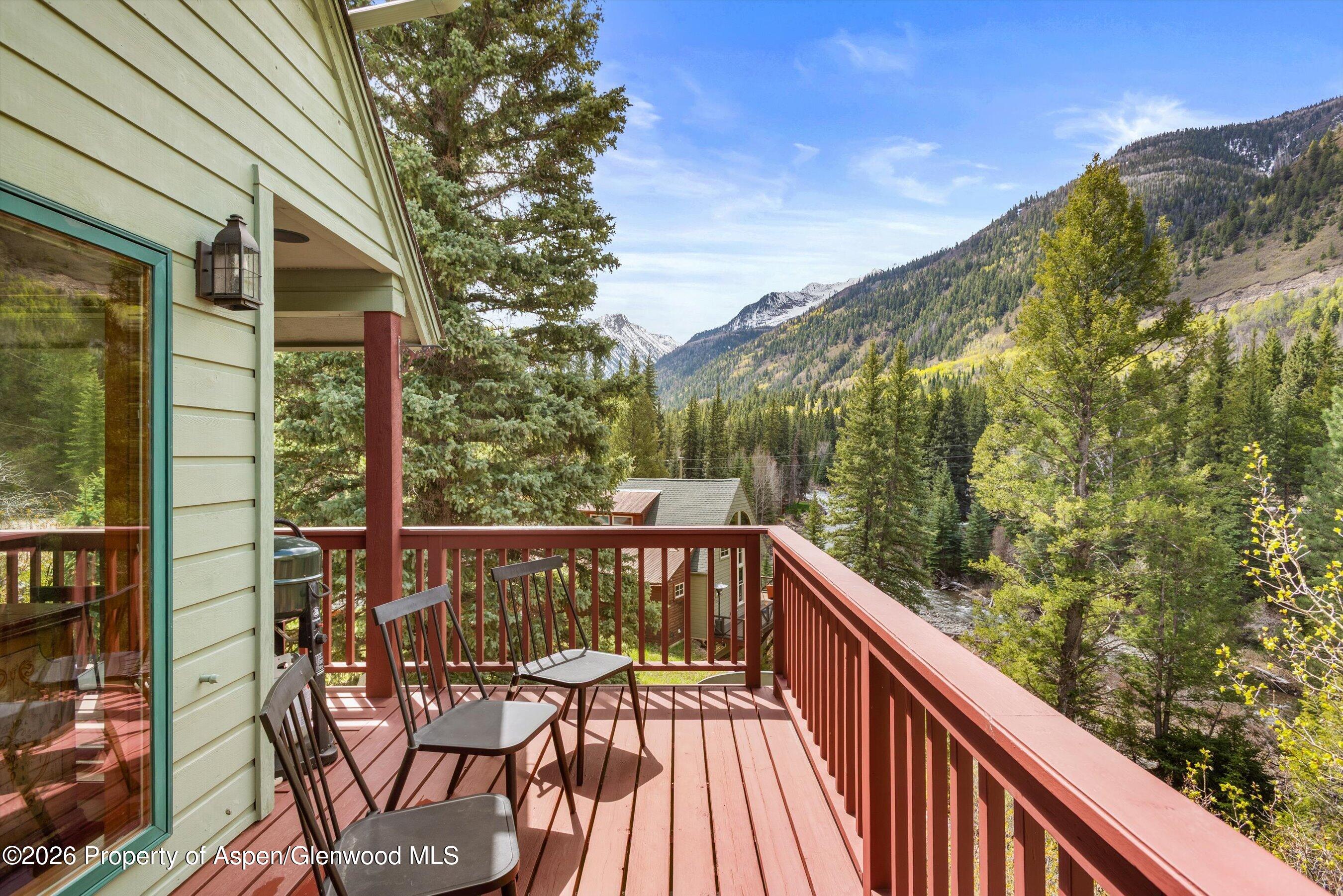 1207 Evergreen Lane Property Photo 20
