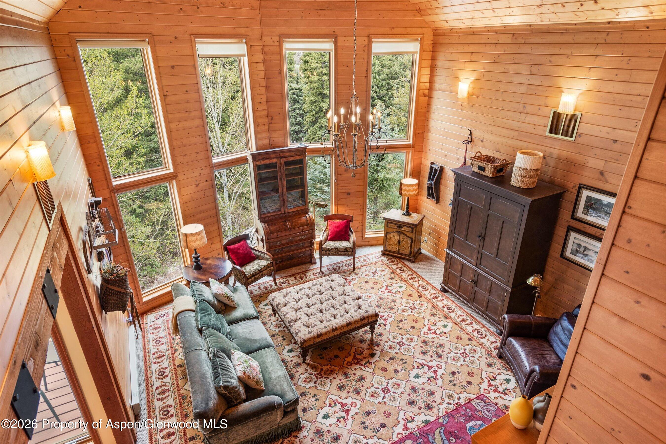 1207 Evergreen Lane Property Photo 32