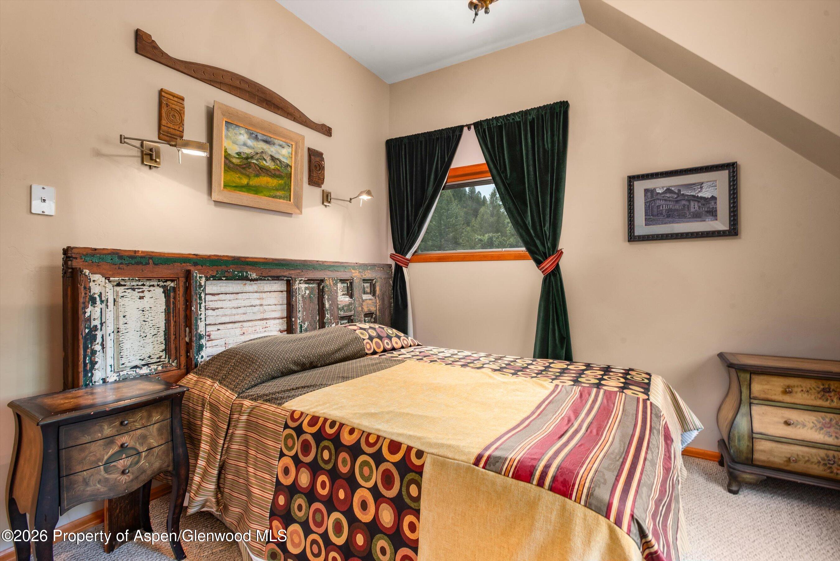 1207 Evergreen Lane Property Photo 34