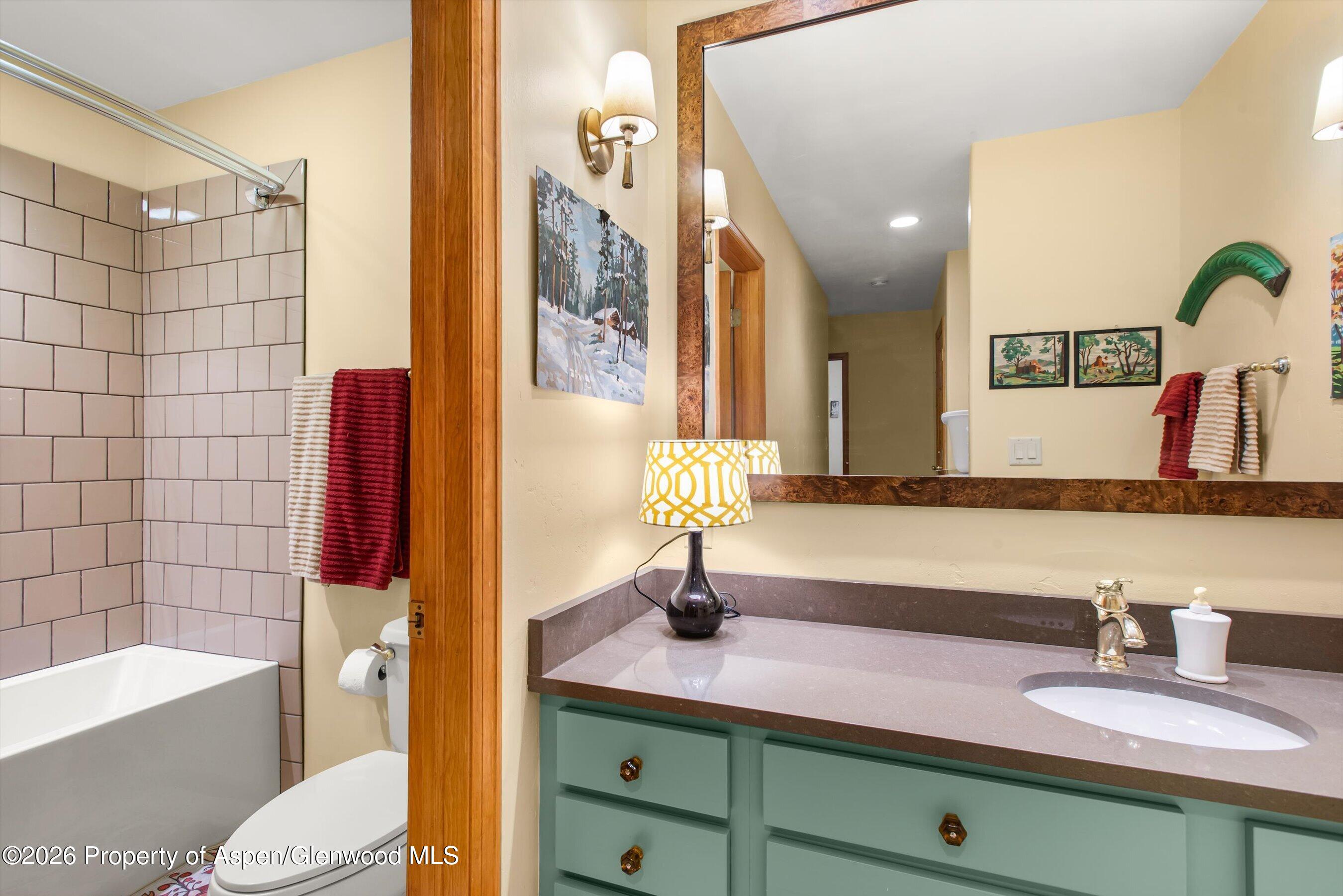 1207 Evergreen Lane Property Photo 43