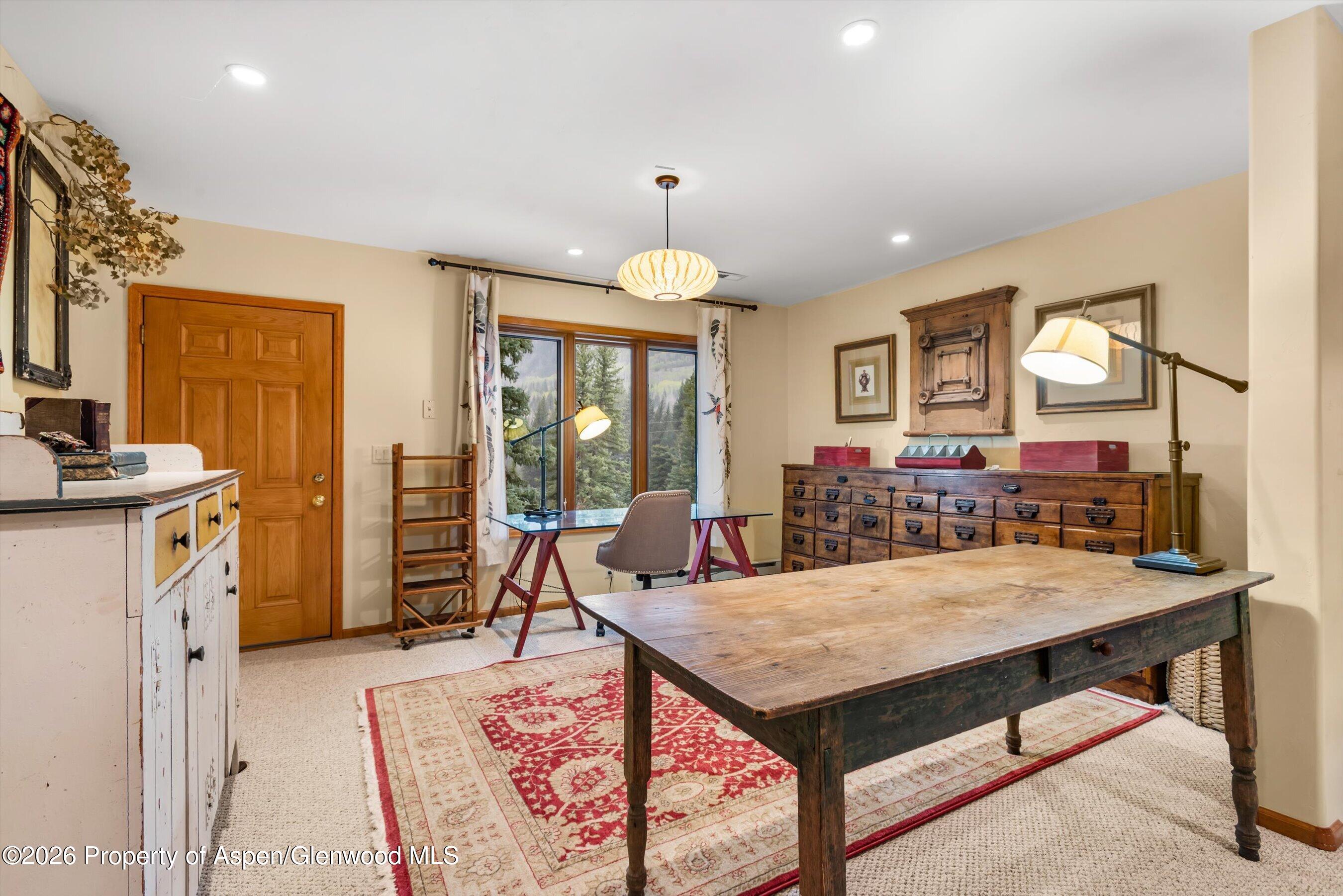 1207 Evergreen Lane Property Photo 44