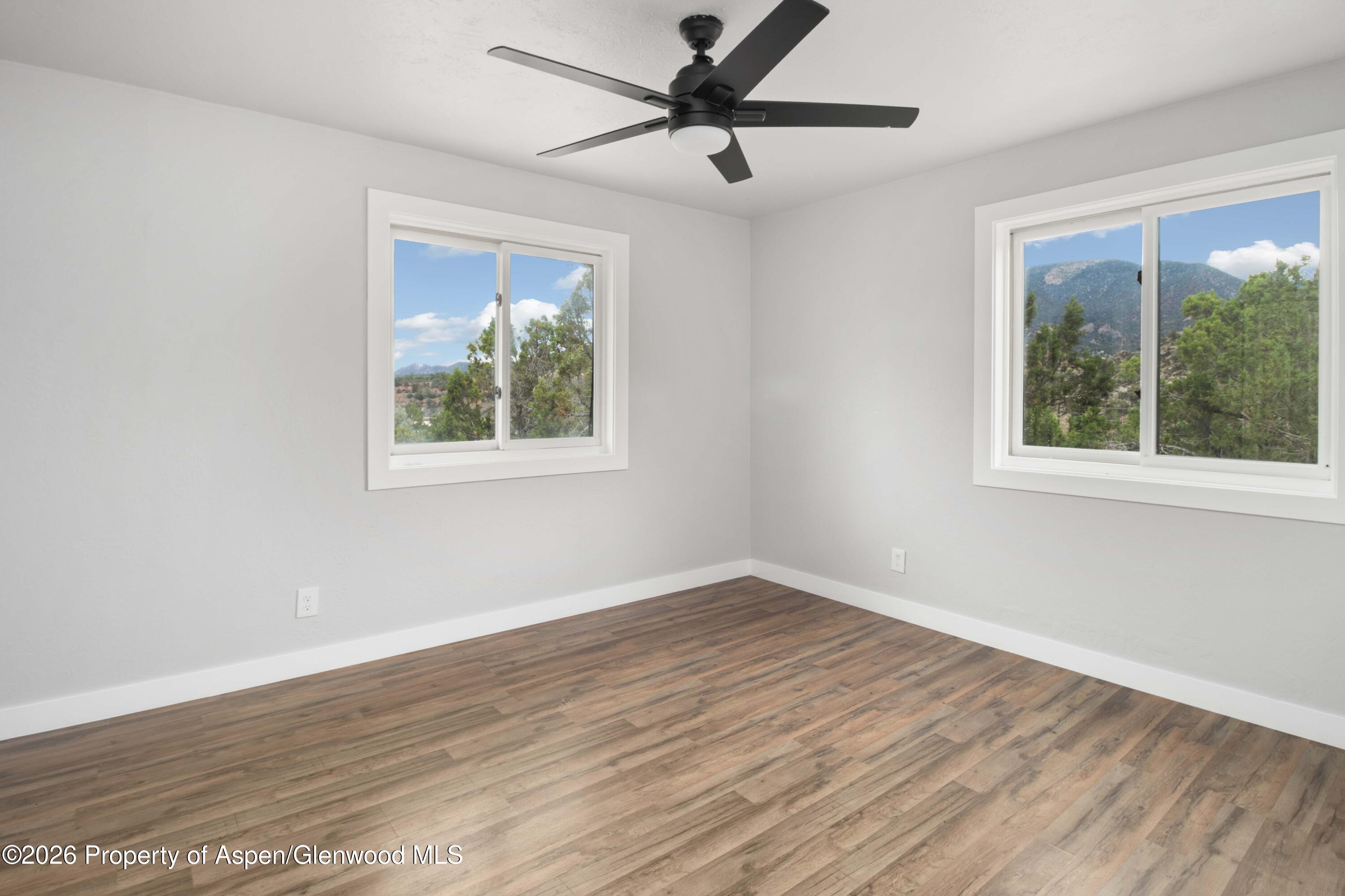 319 Gleneagle Circle Property Photo 16