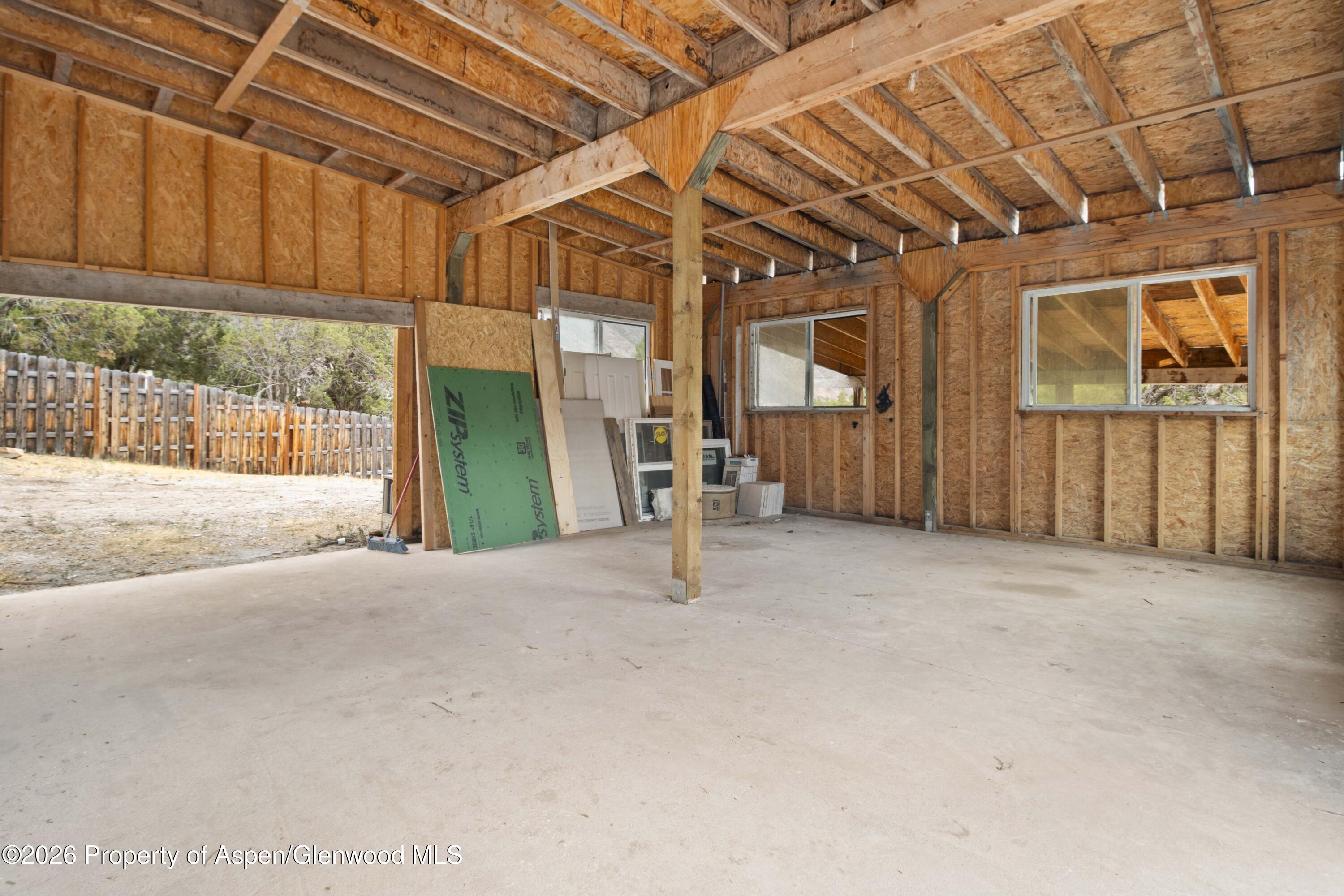 319 Gleneagle Circle Property Photo 29
