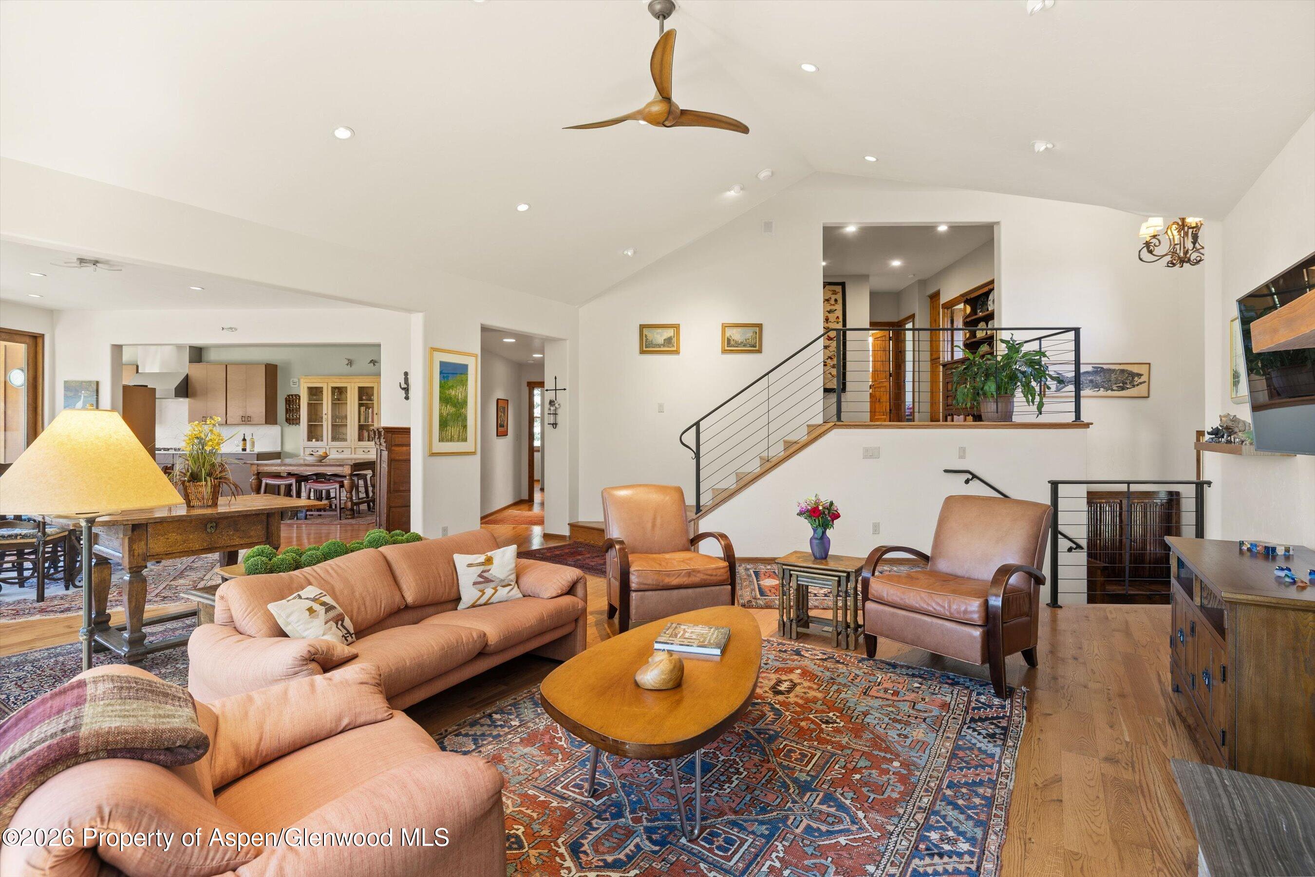 77 Crystal Canyon Drive Property Photo 8