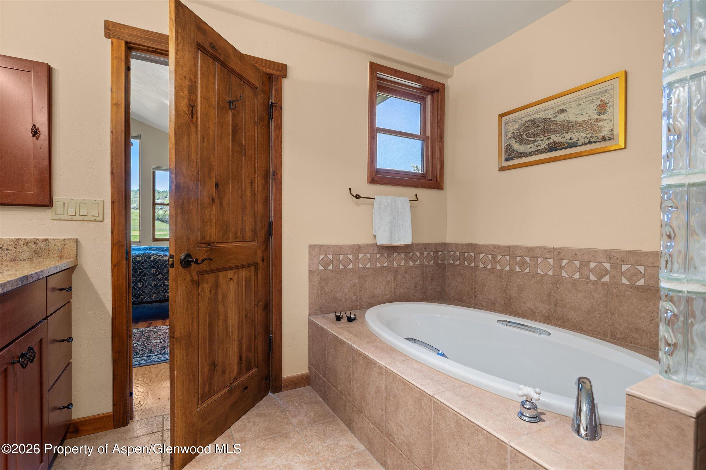77 Crystal Canyon Drive Property Photo 18