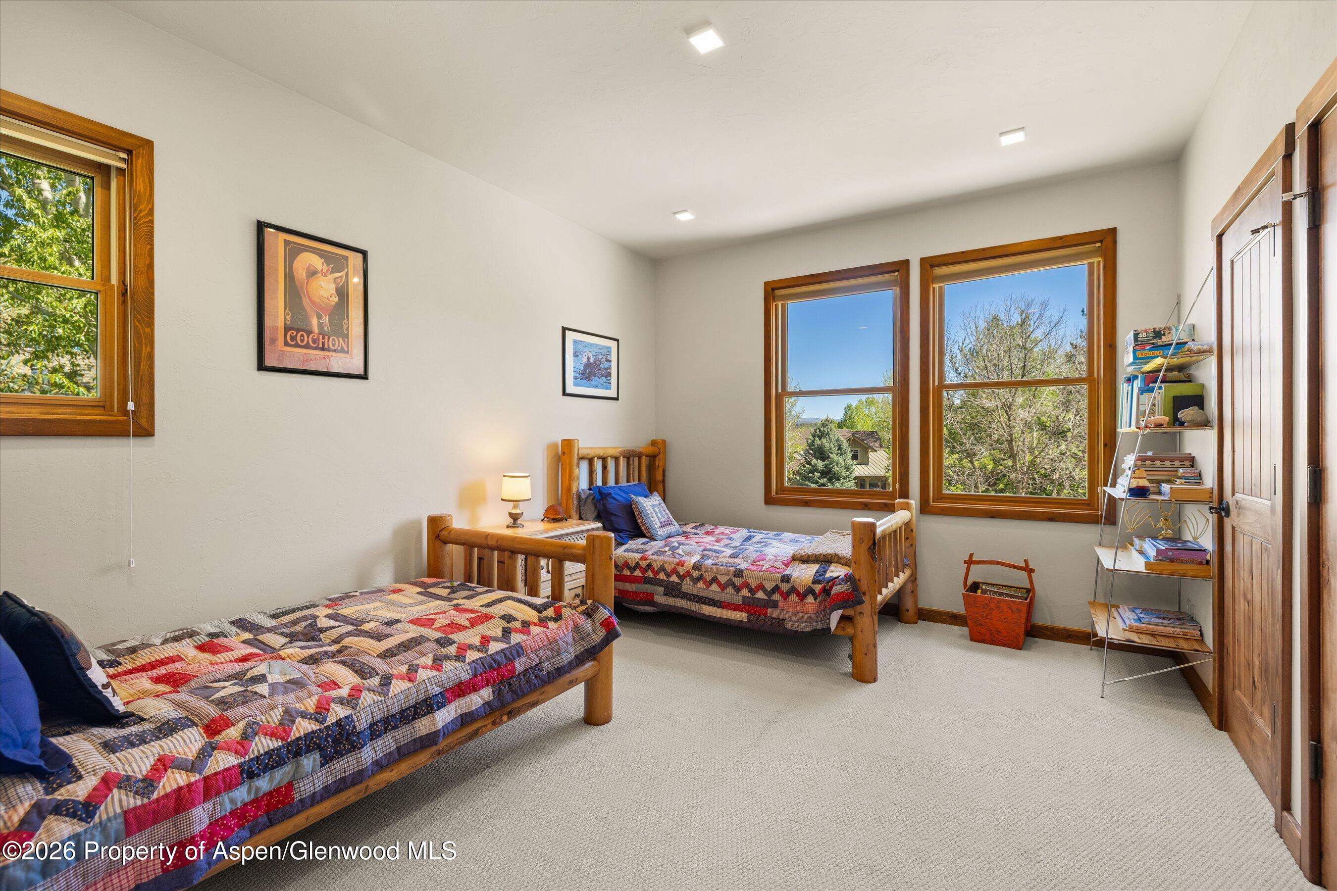 77 Crystal Canyon Drive Property Photo 19