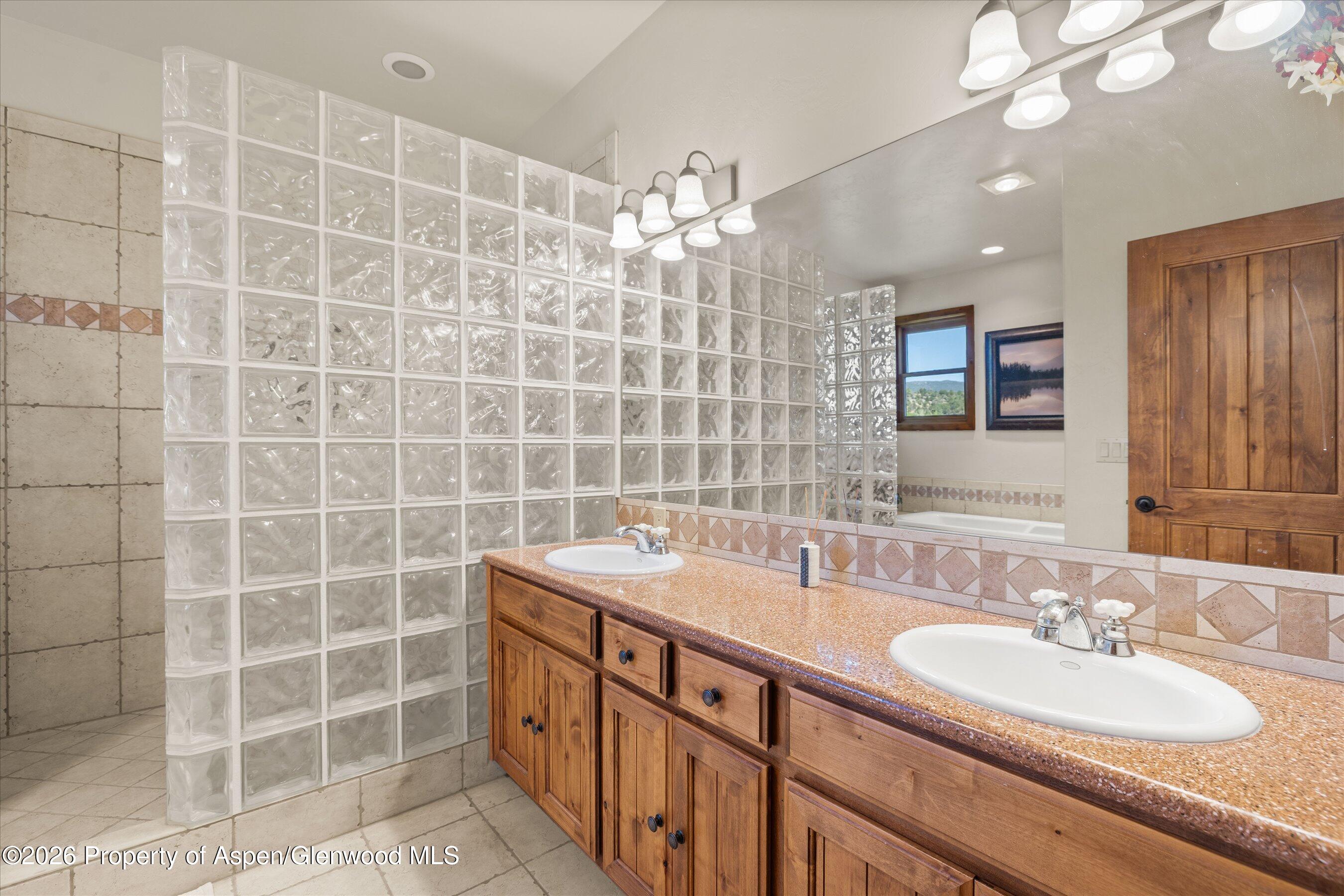 77 Crystal Canyon Drive Property Photo 20