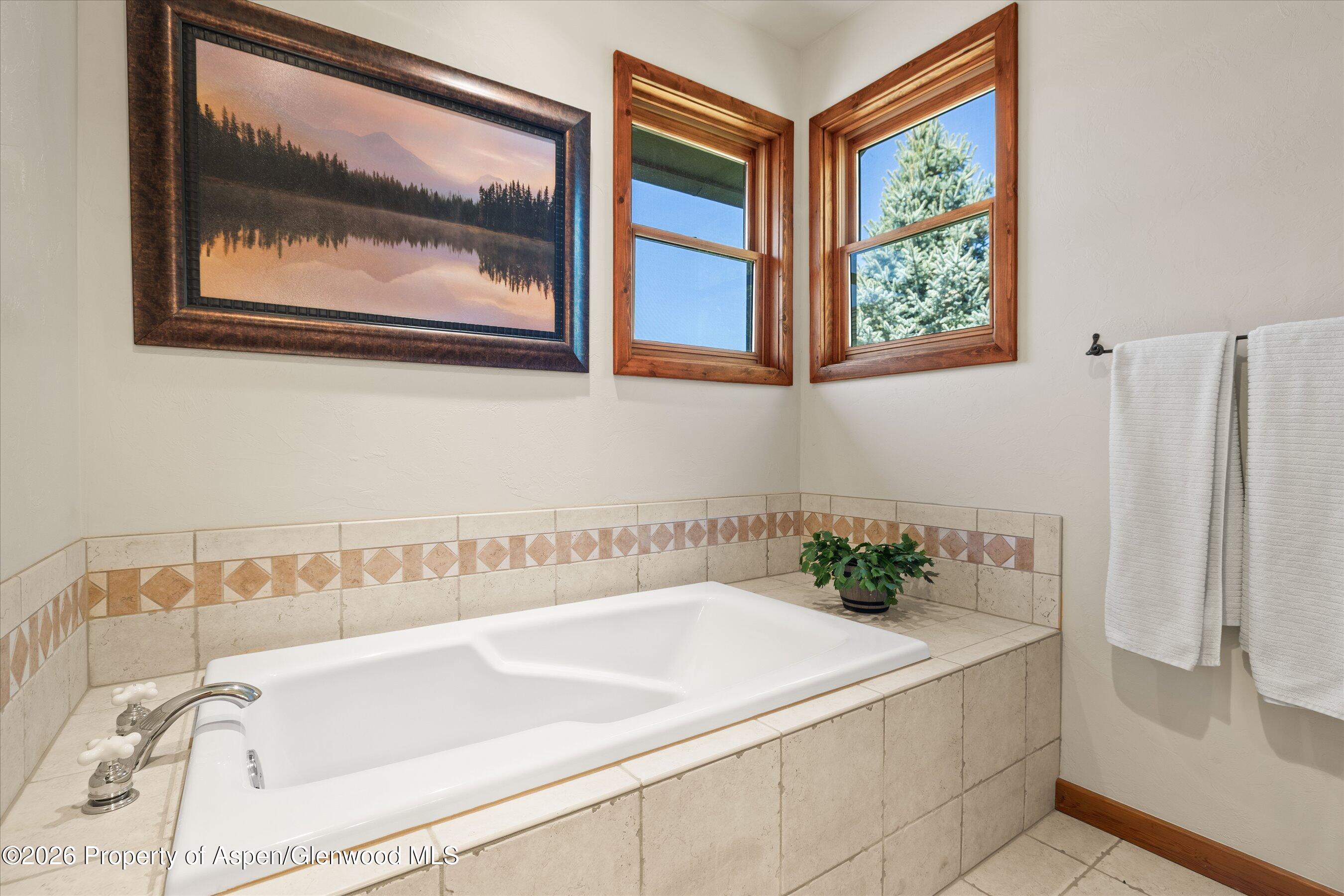 77 Crystal Canyon Drive Property Photo 21