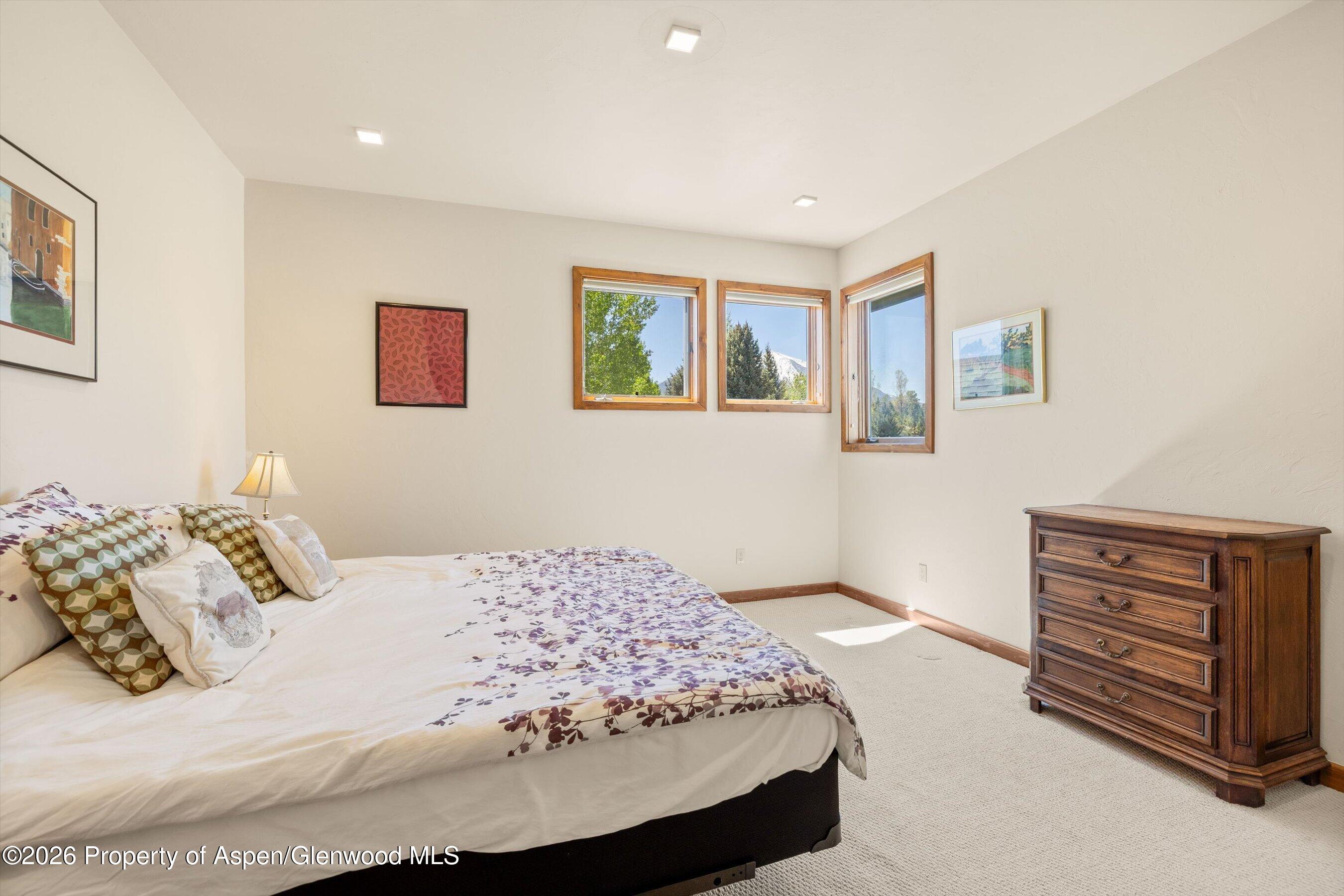 77 Crystal Canyon Drive Property Photo 24