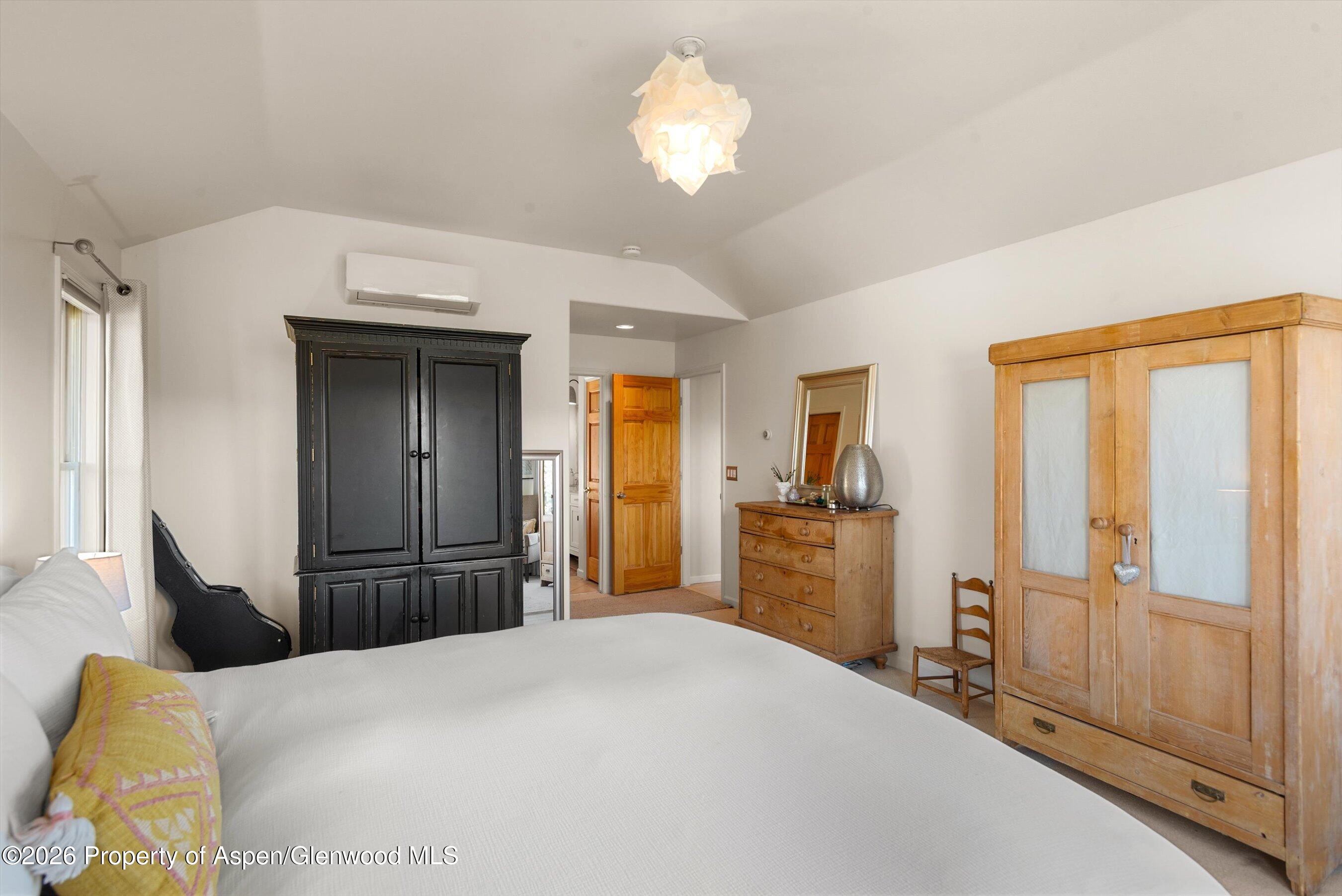 258 Caballo Street Property Photo 22