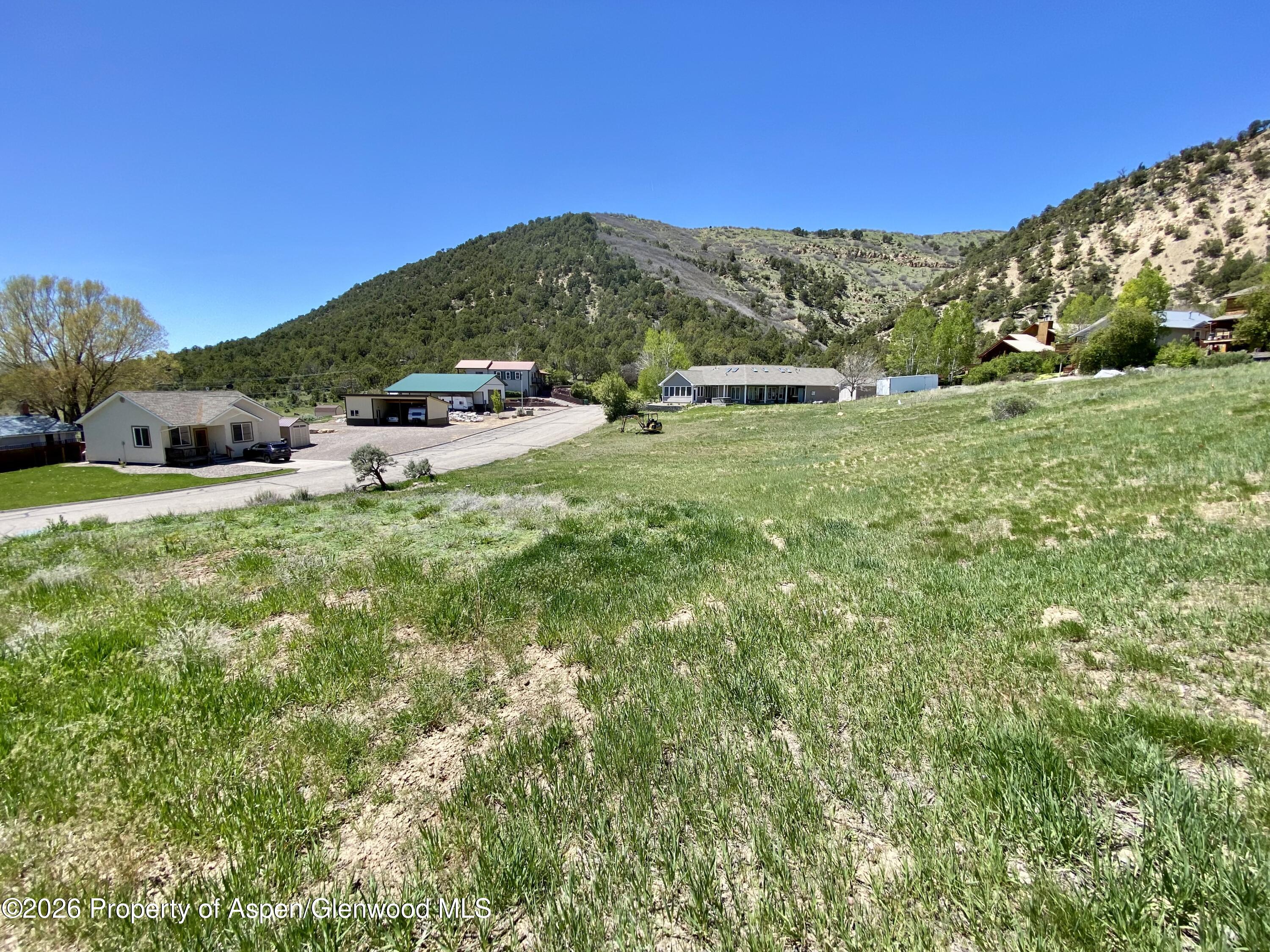 1363 Robert Street