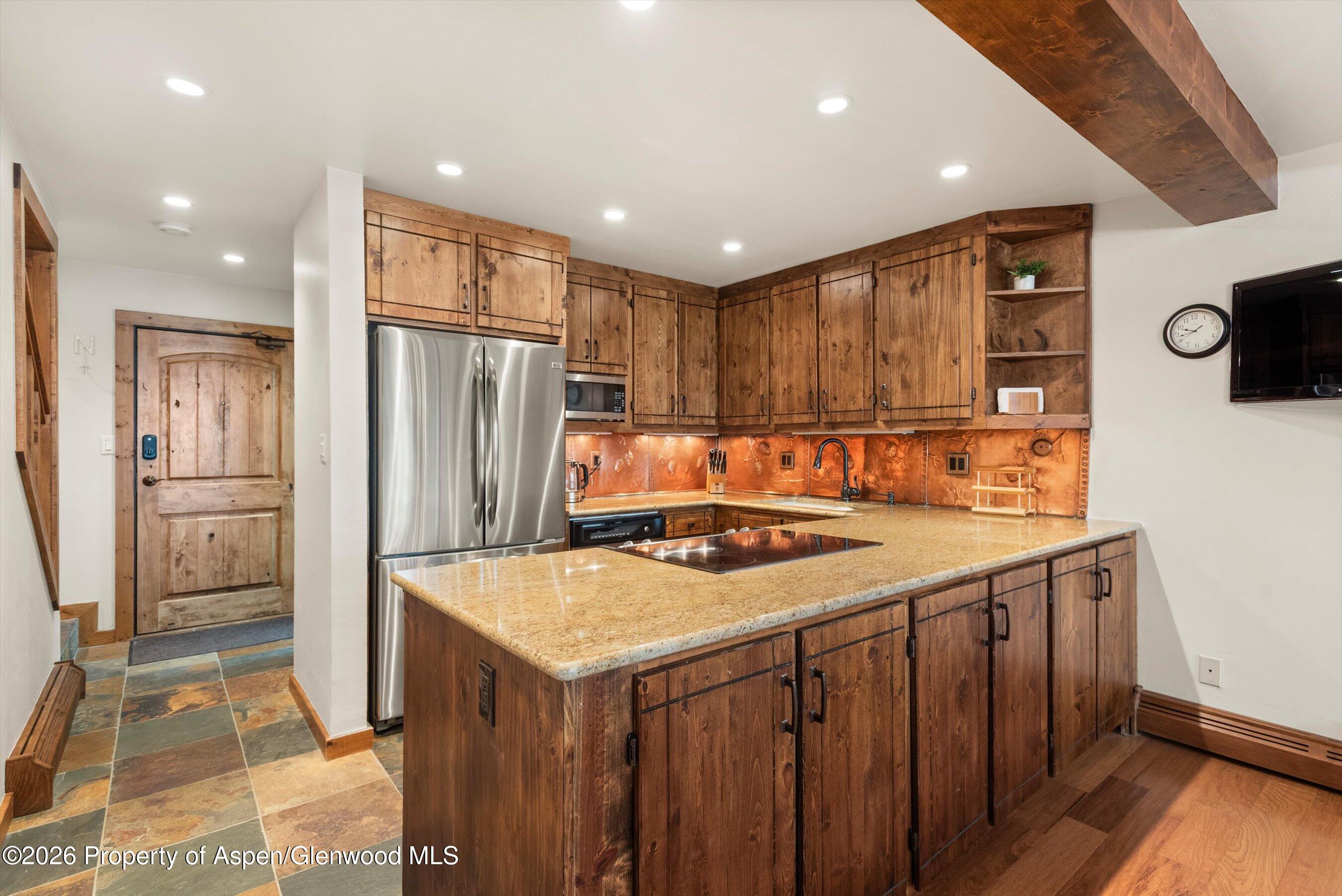 926 Waters Avenue 203 Property Photo 13