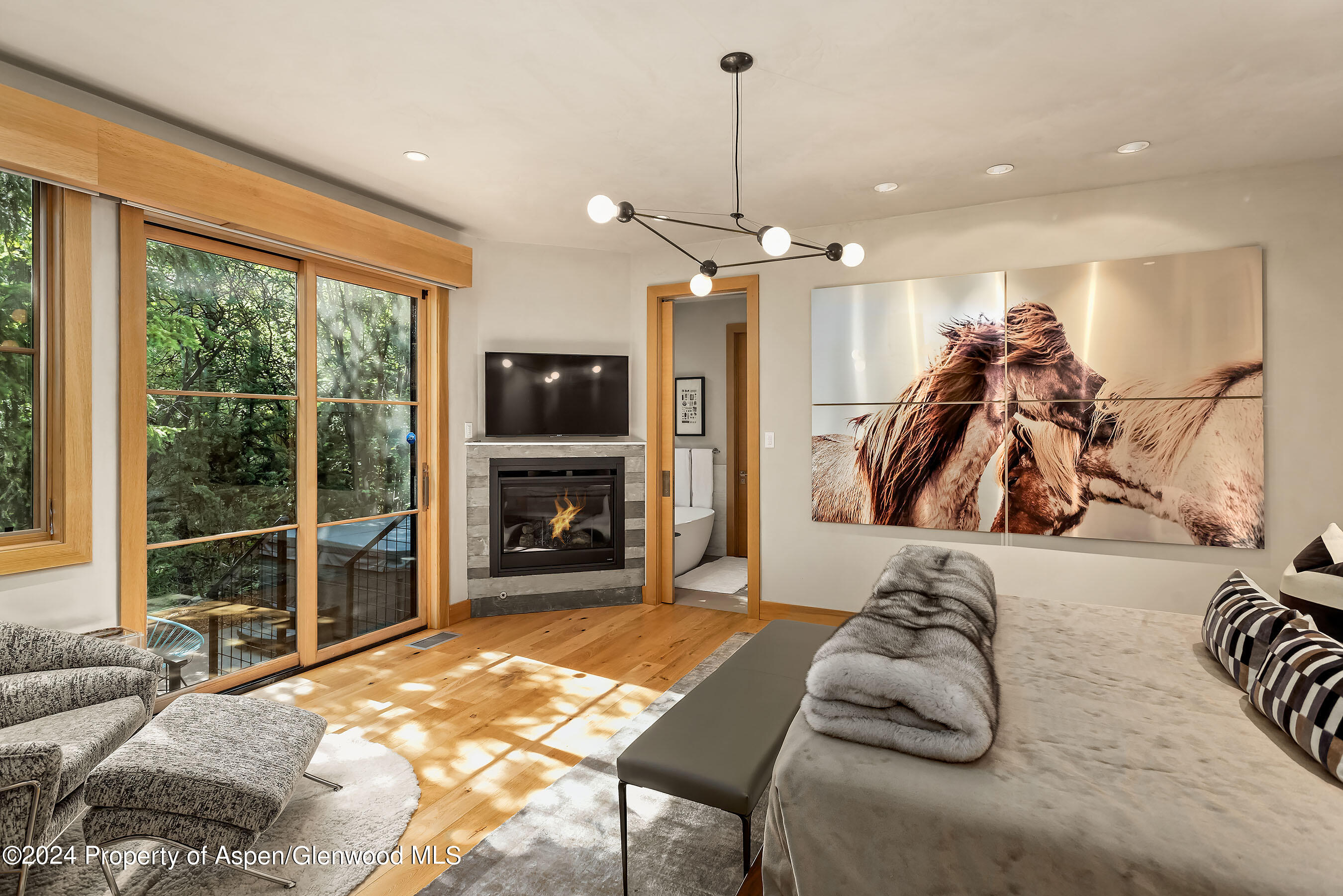 1190 Riverside Drive Property Photo 13