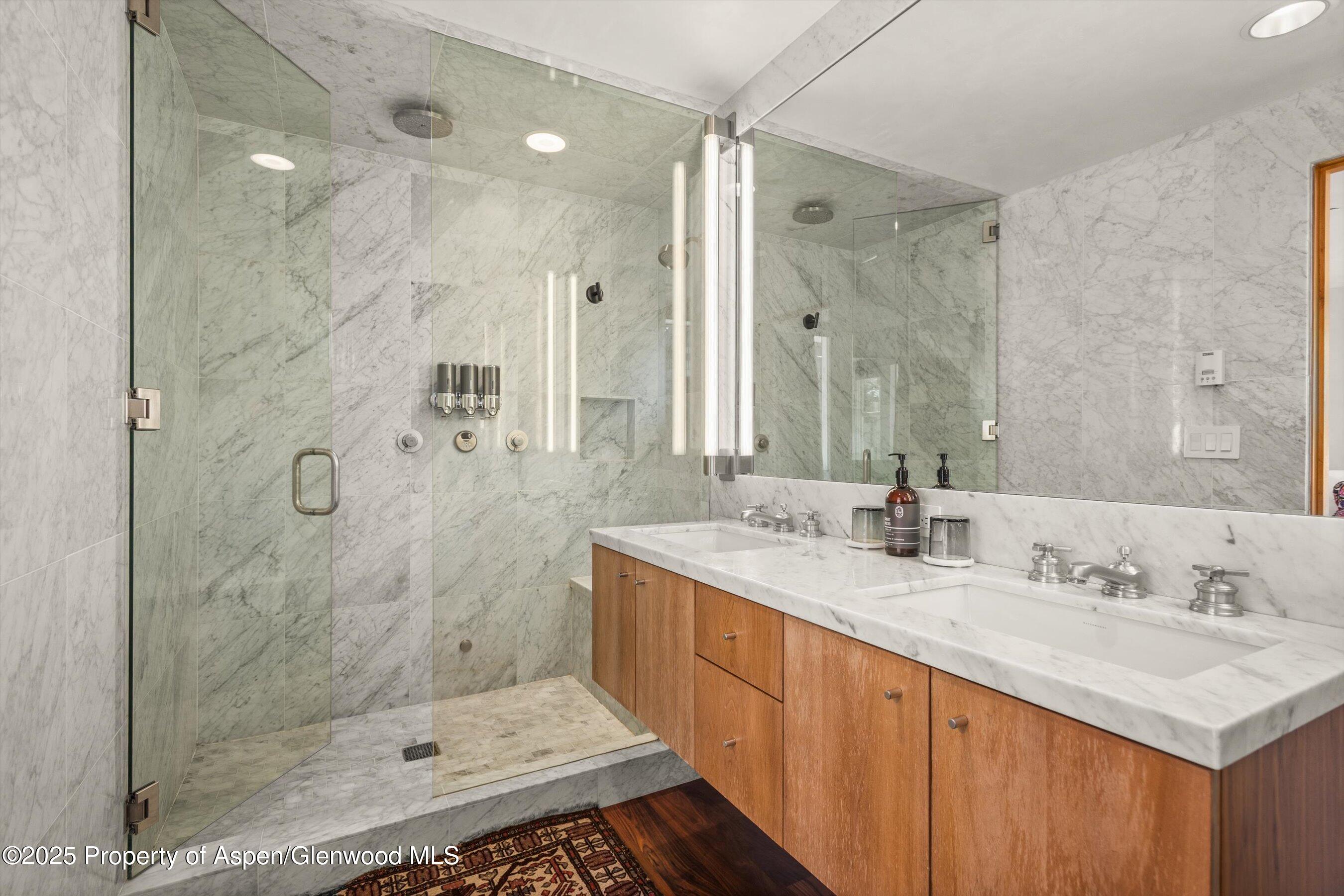 706 E Hyman Avenue Property Photo 31