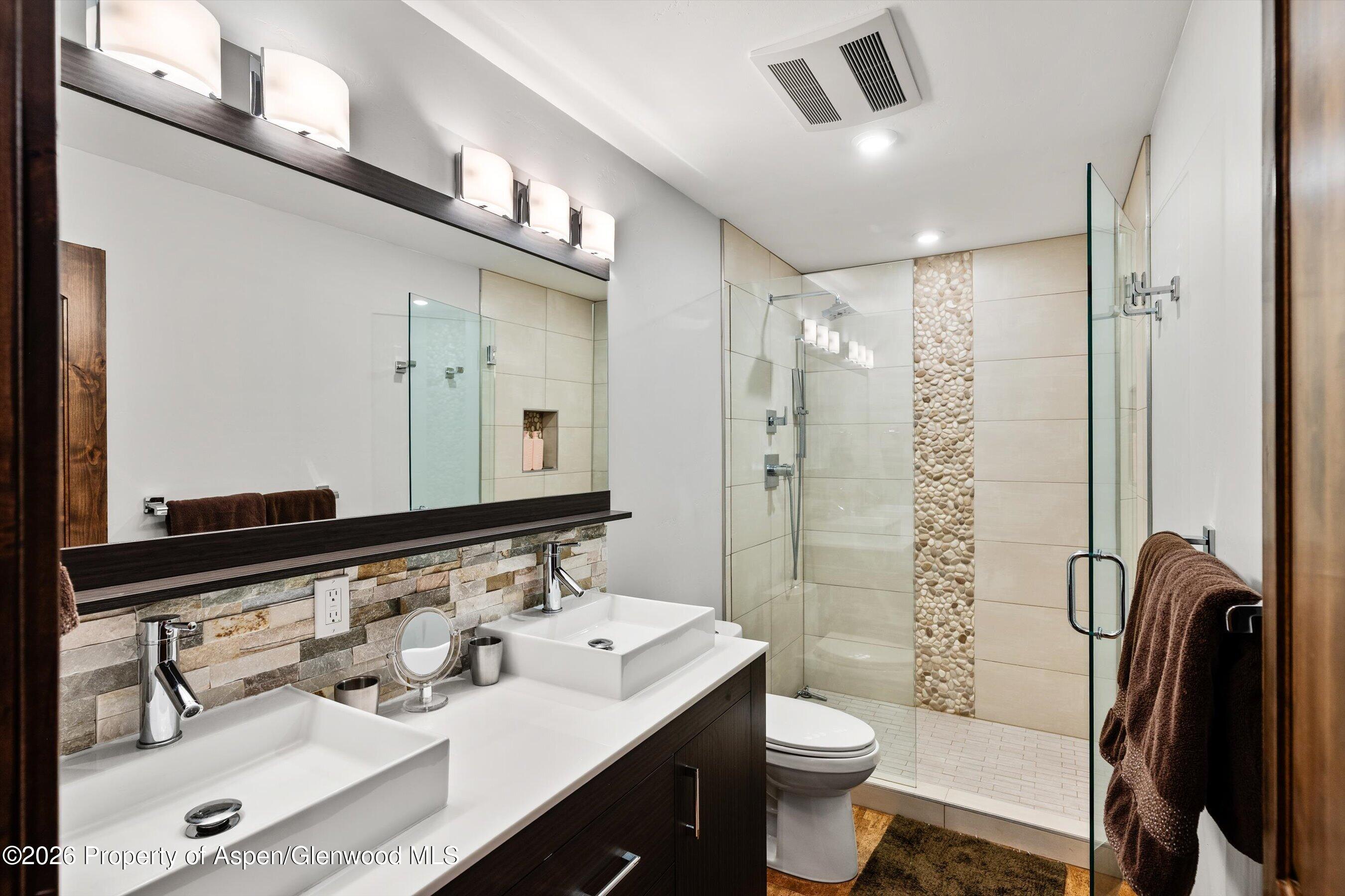 63 Cliff Rose Way Property Photo 12