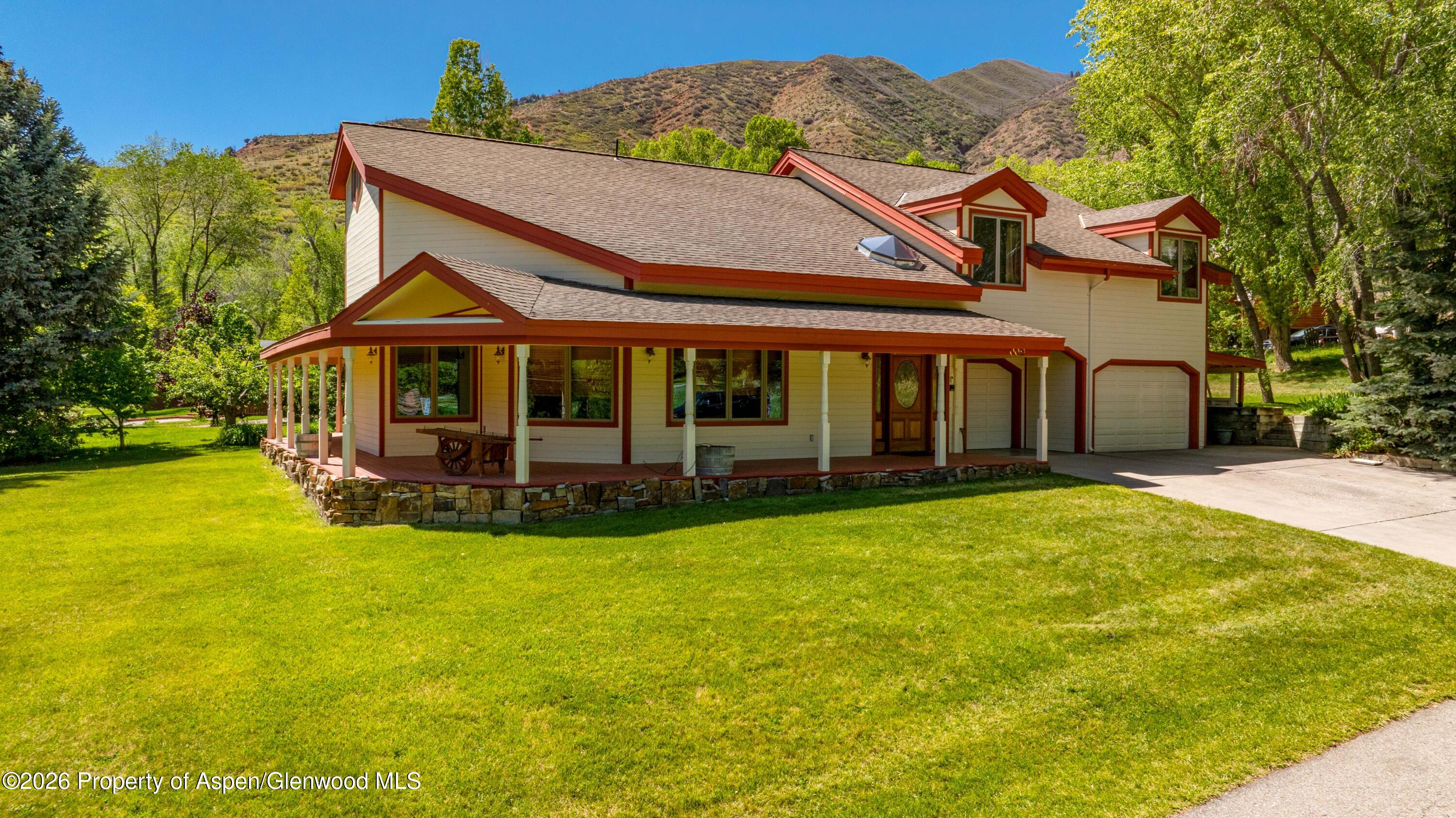 9 Creekside Court Property Photo 1
