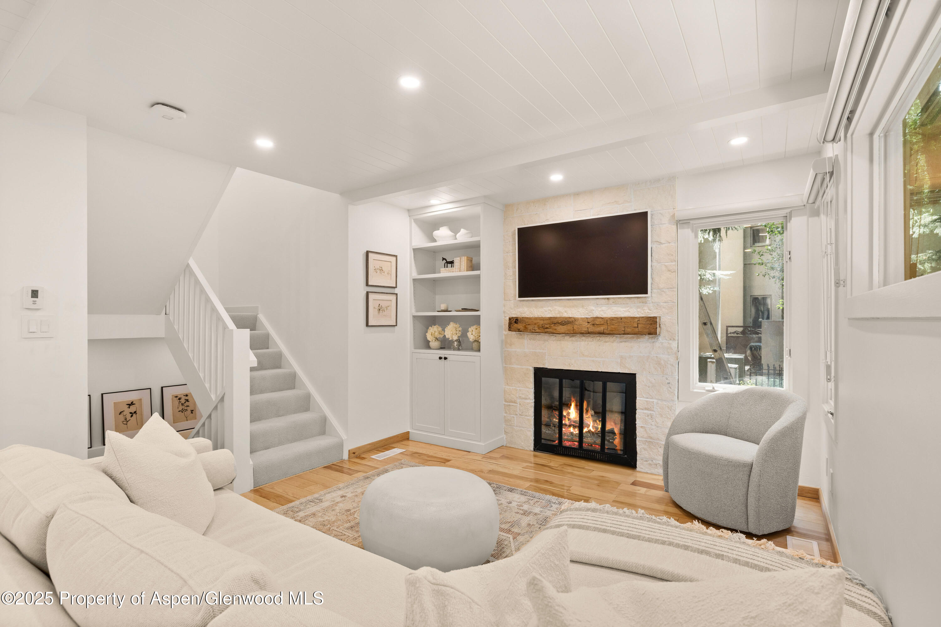 814 W Bleeker Street B2 Property Photo 2