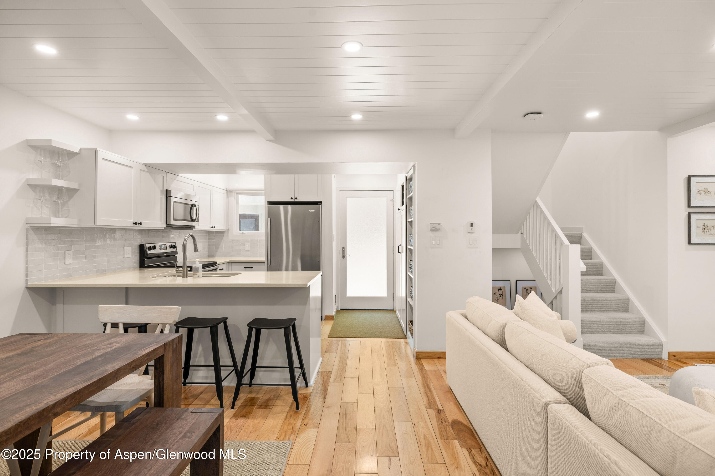 814 W Bleeker Street B2 Property Photo 4