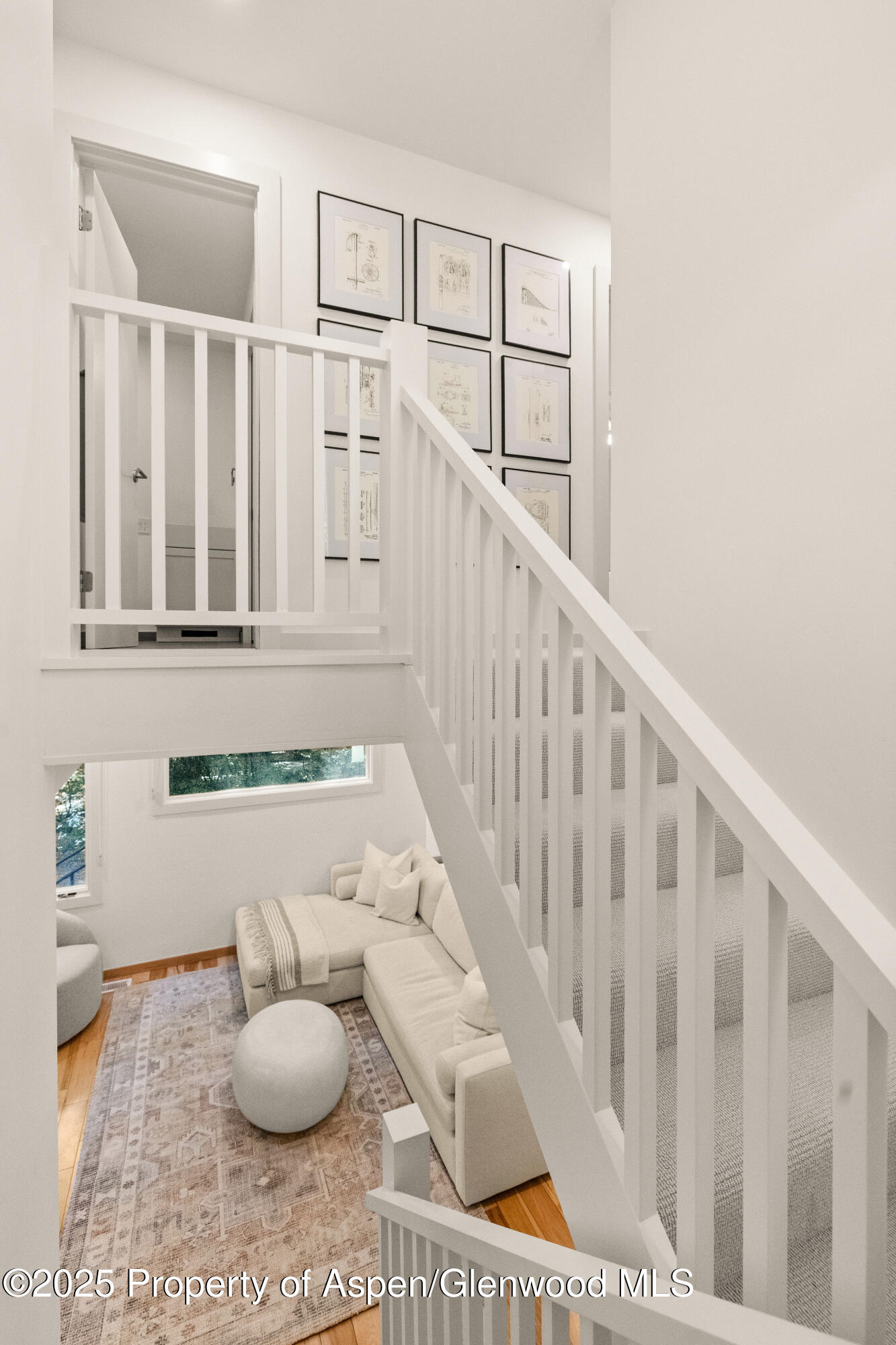 814 W Bleeker Street B2 Property Photo 10