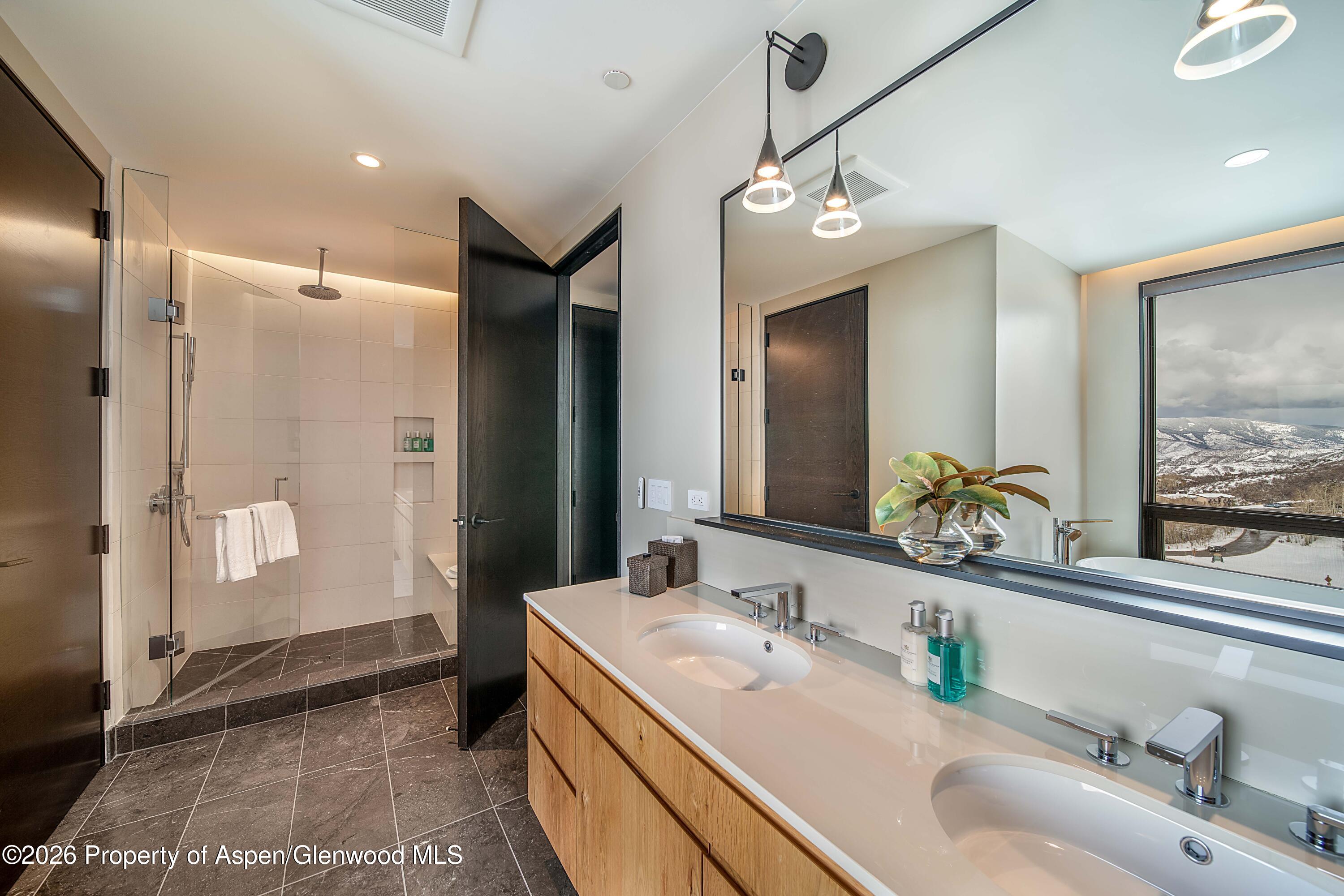 77 Wood Road 507-11 Property Photo 6