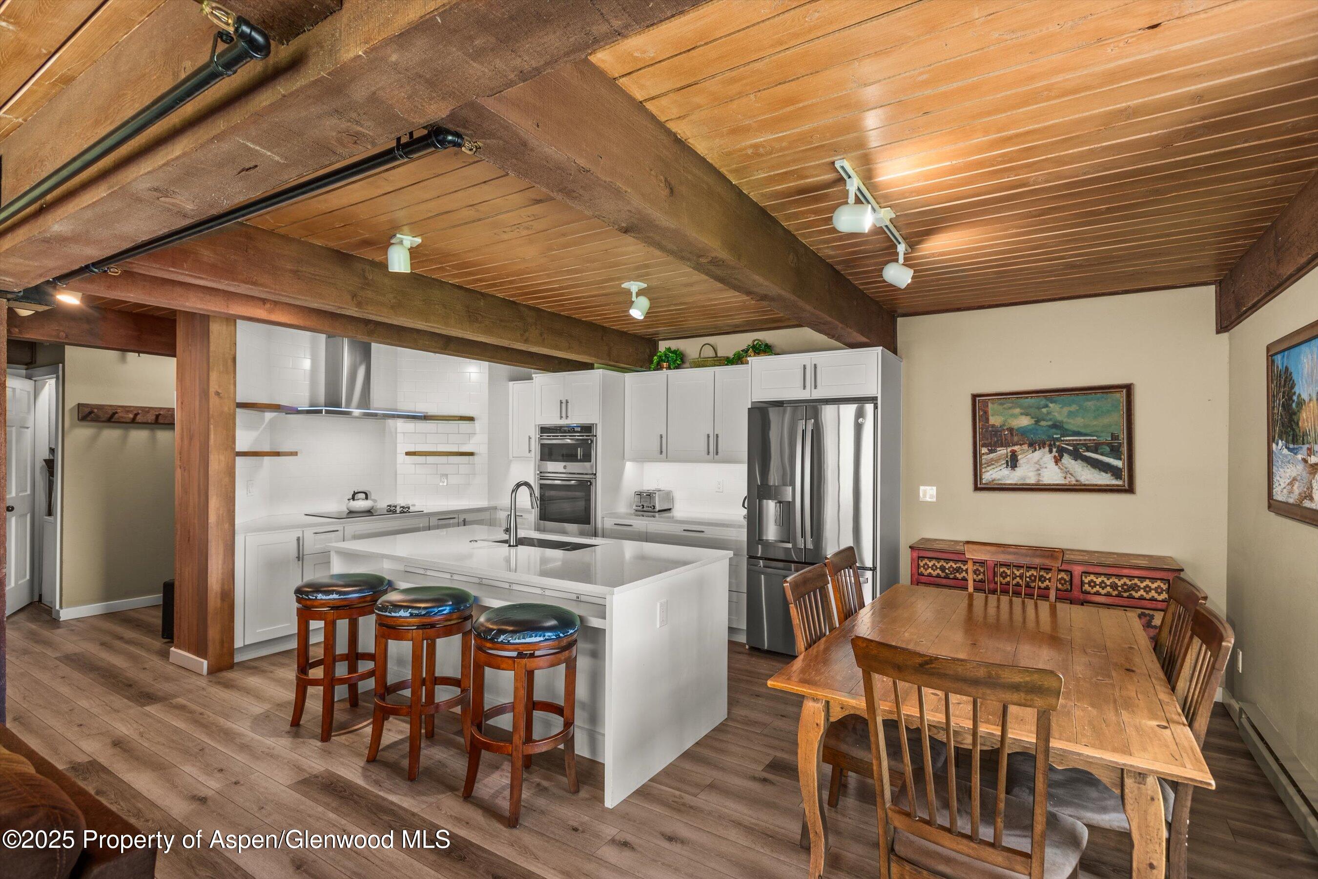 360 Wood Road Unit 103 Property Photo 5