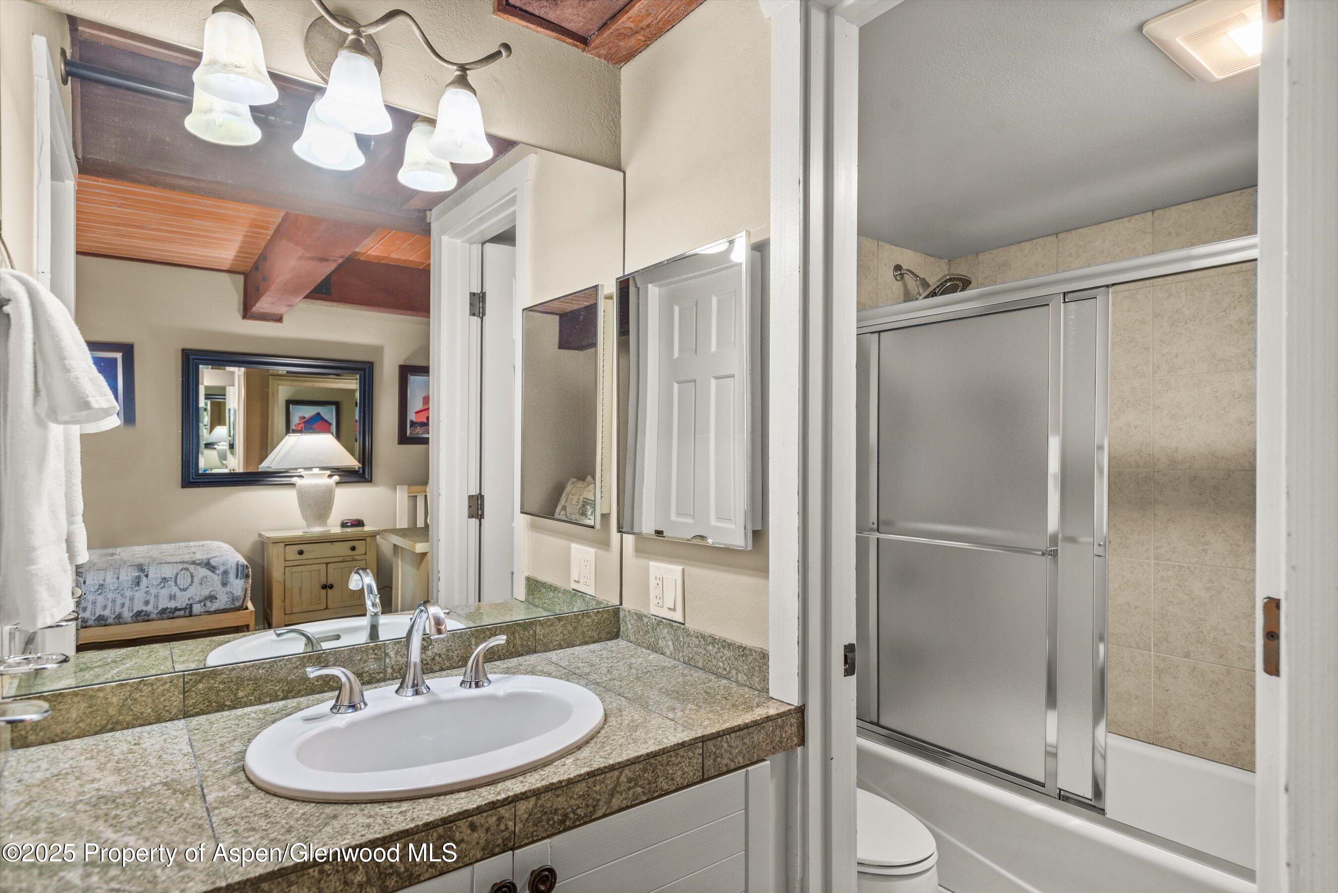 360 Wood Road Unit 103 Property Photo 10