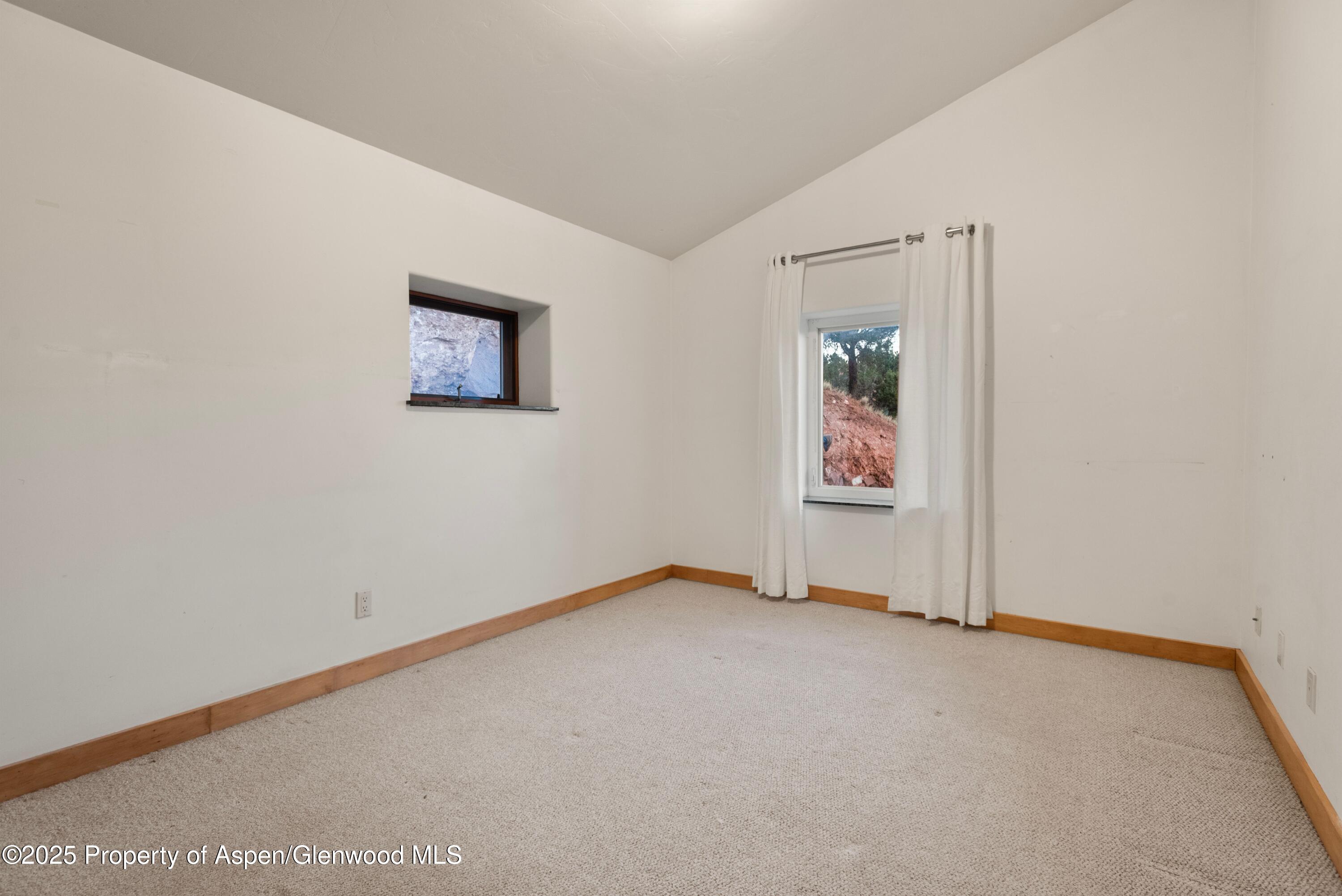 2800 Cedar Drive Property Photo 16