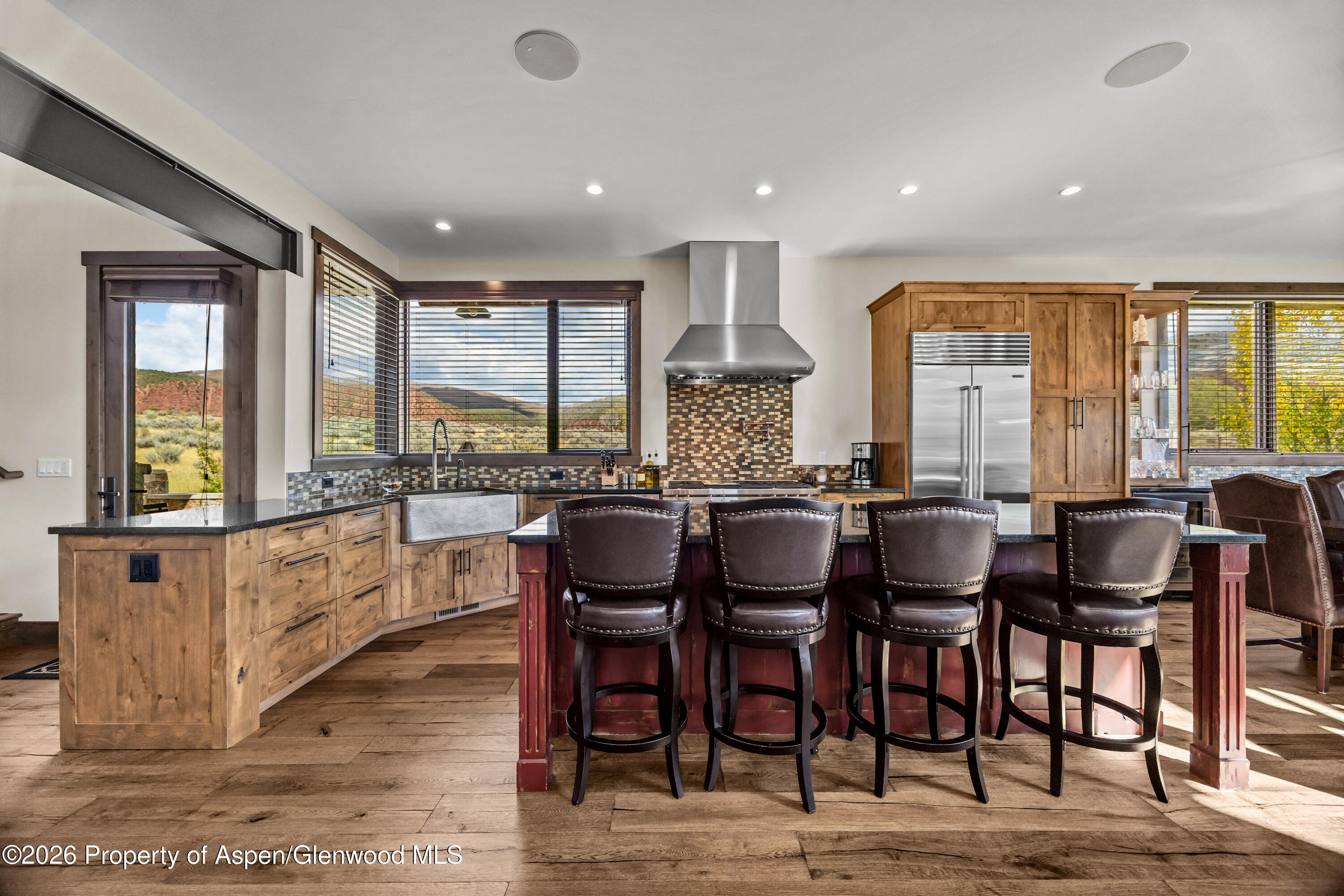 160 Red Cliff Circle Property Photo 7