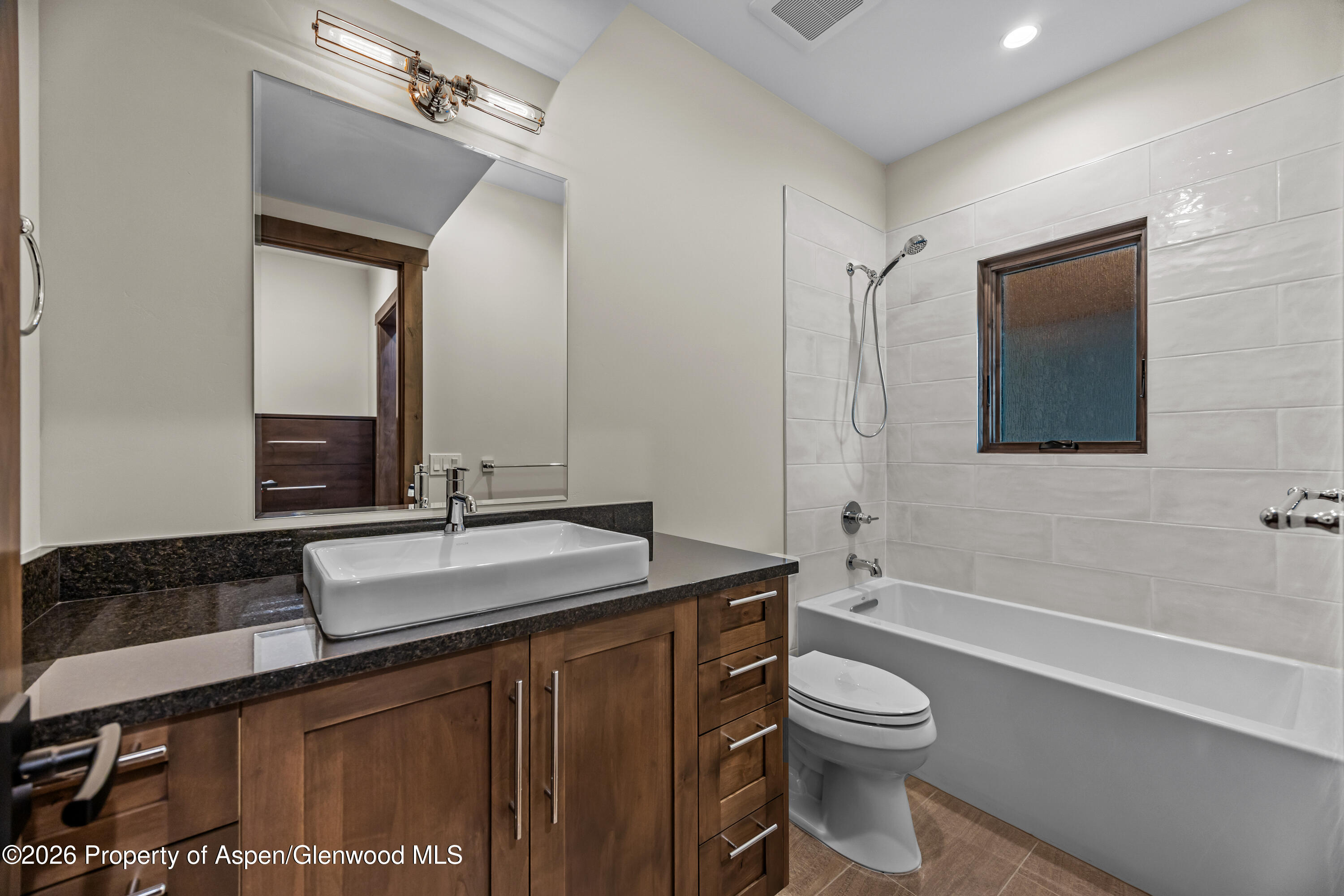 160 Red Cliff Circle Property Photo 23