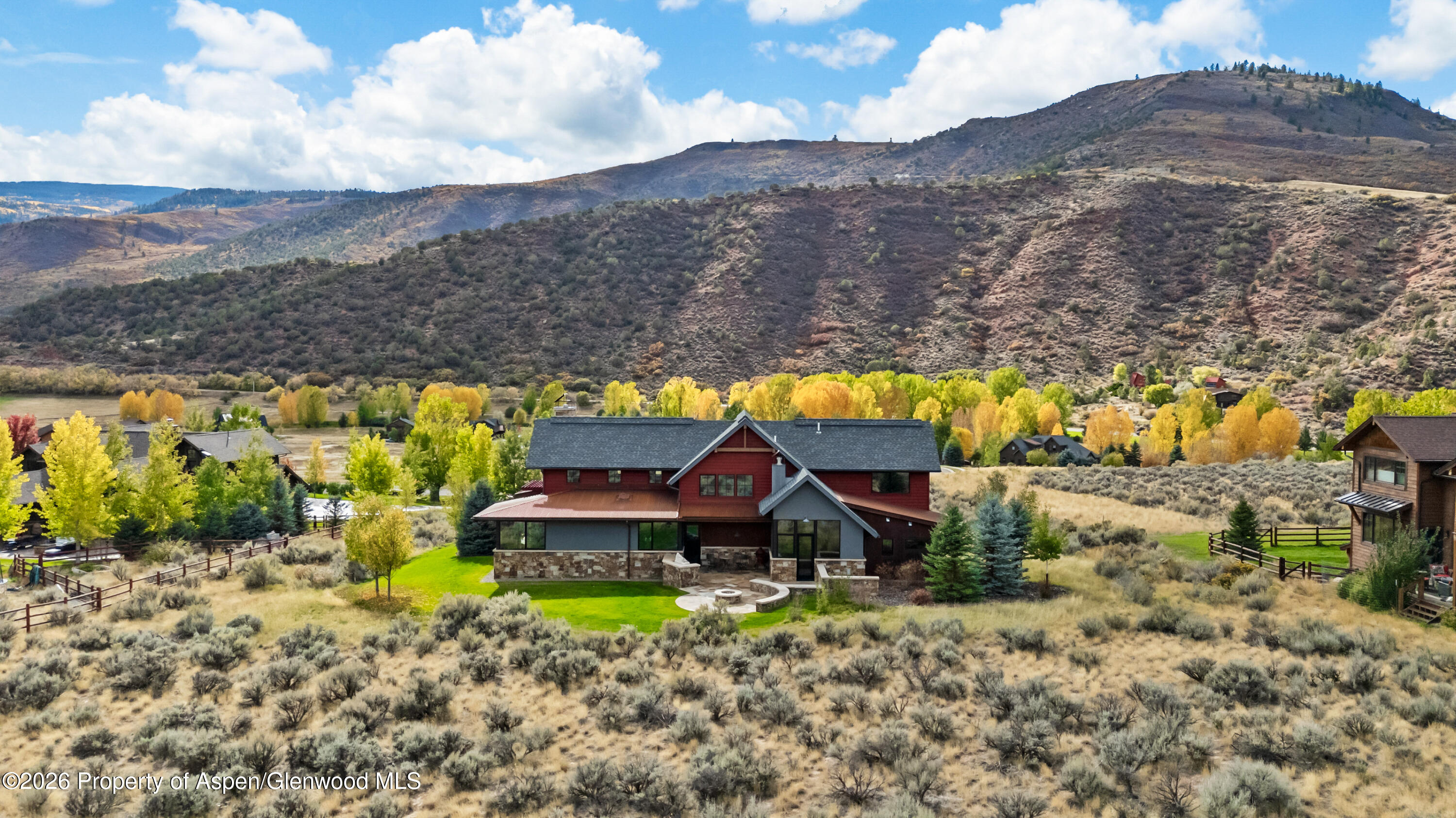 160 Red Cliff Circle Property Photo 36