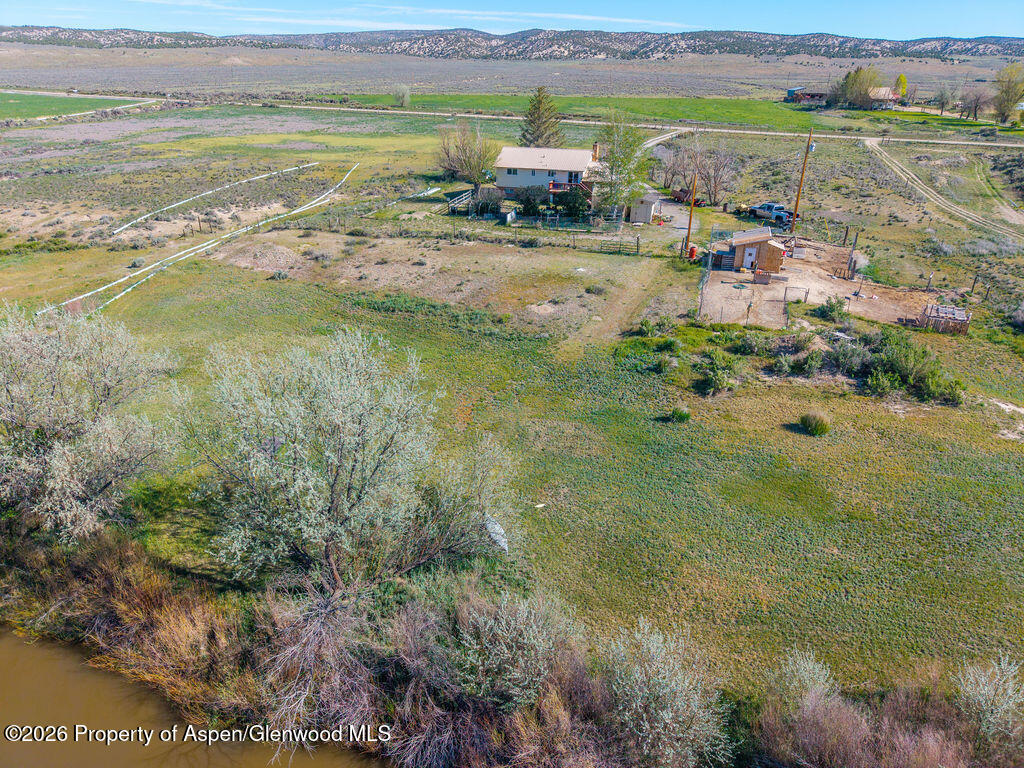 54060 Highway 318 Property Photo 2