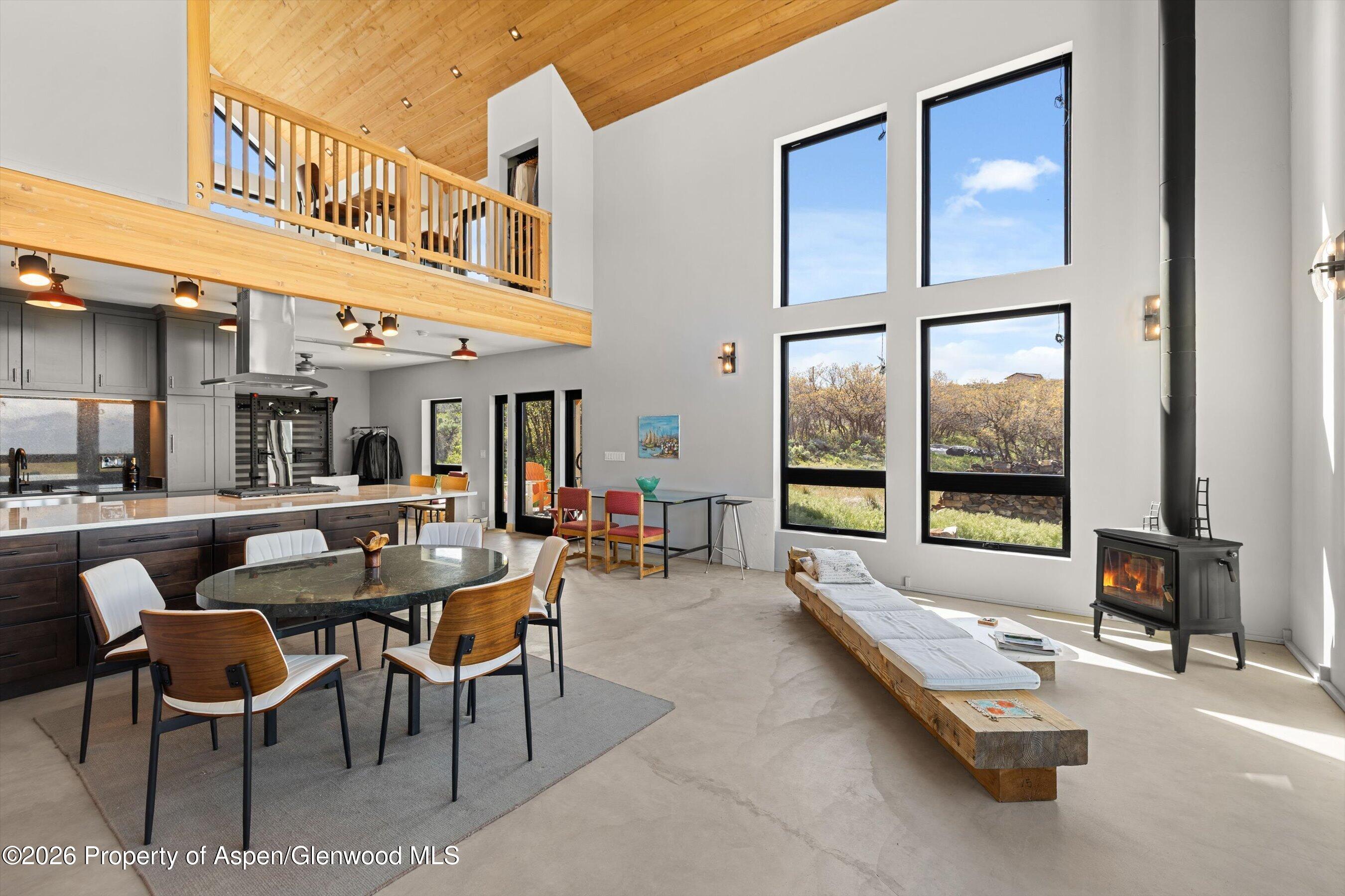 1498 Panorama Drive Property Photo 4