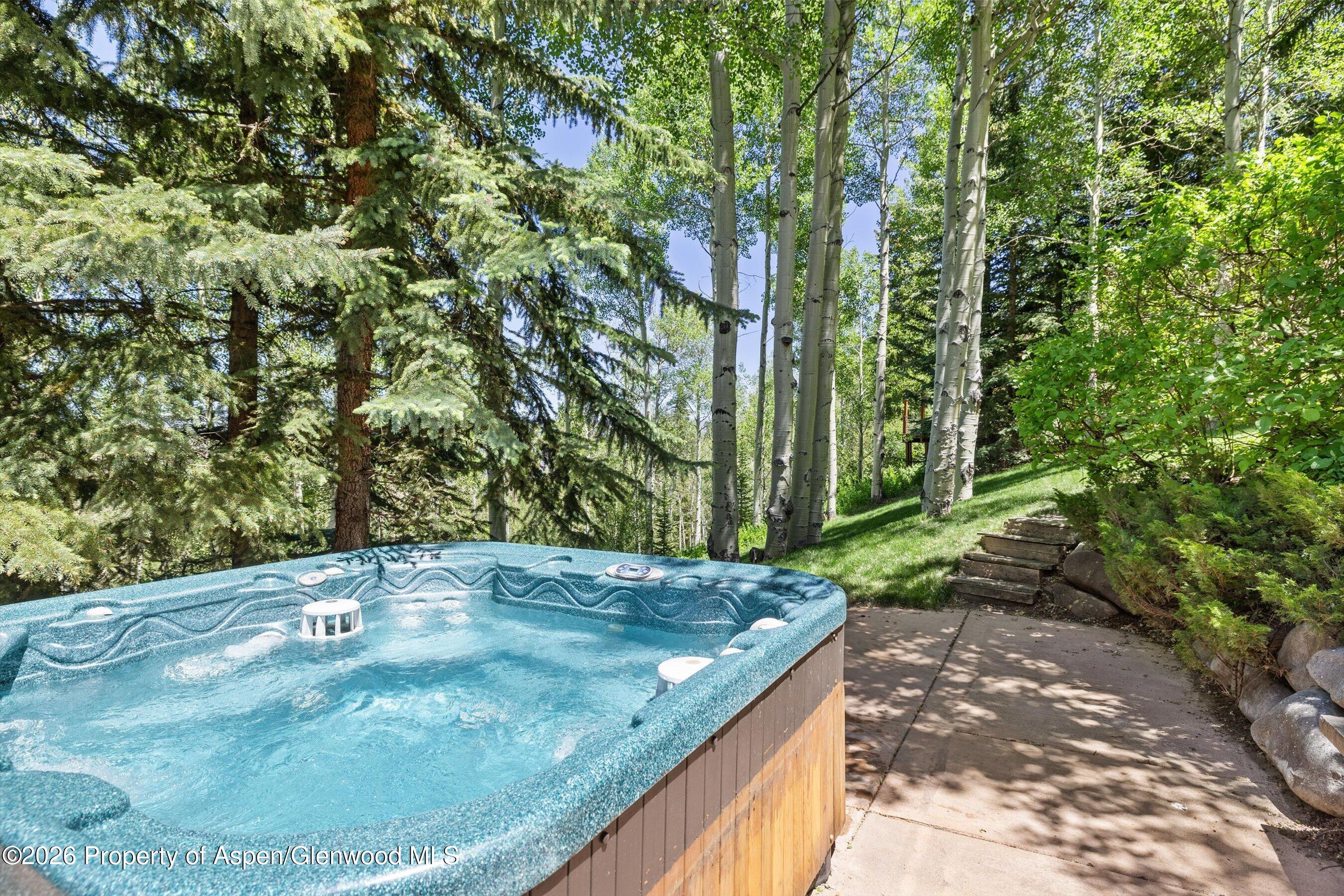 142 Aspen Way Property Photo 35